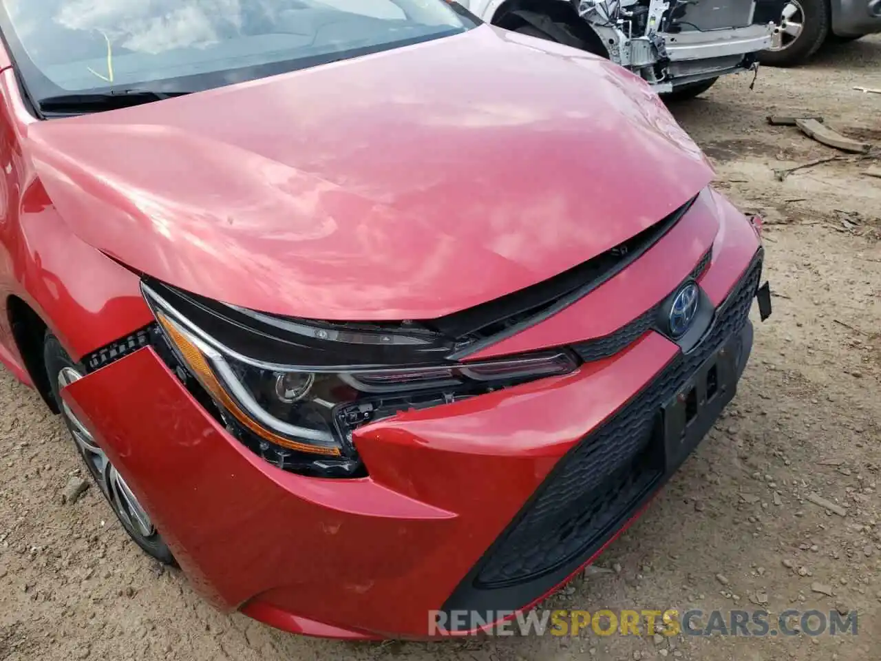 9 Photograph of a damaged car JTDEBRBE1LJ020852 TOYOTA COROLLA 2020