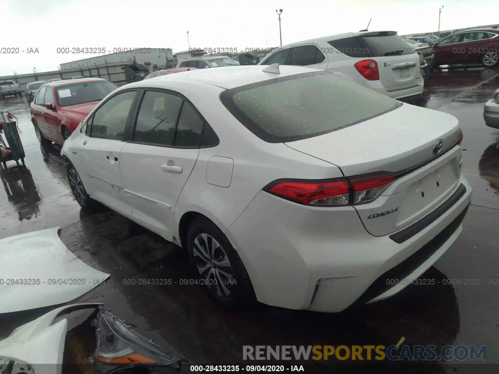 3 Photograph of a damaged car JTDEBRBE1LJ029325 TOYOTA COROLLA 2020