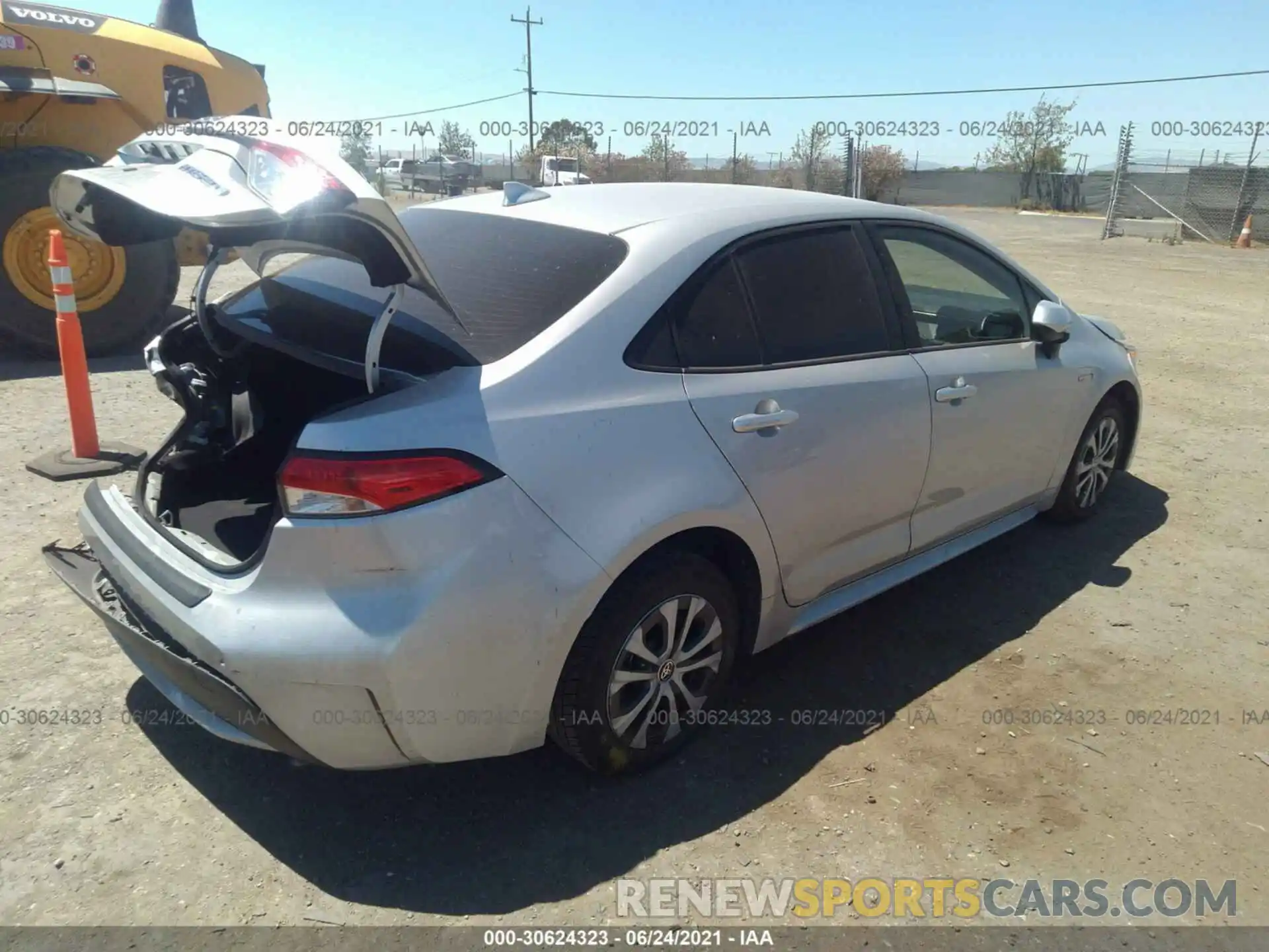 4 Photograph of a damaged car JTDEBRBE2LJ002506 TOYOTA COROLLA 2020