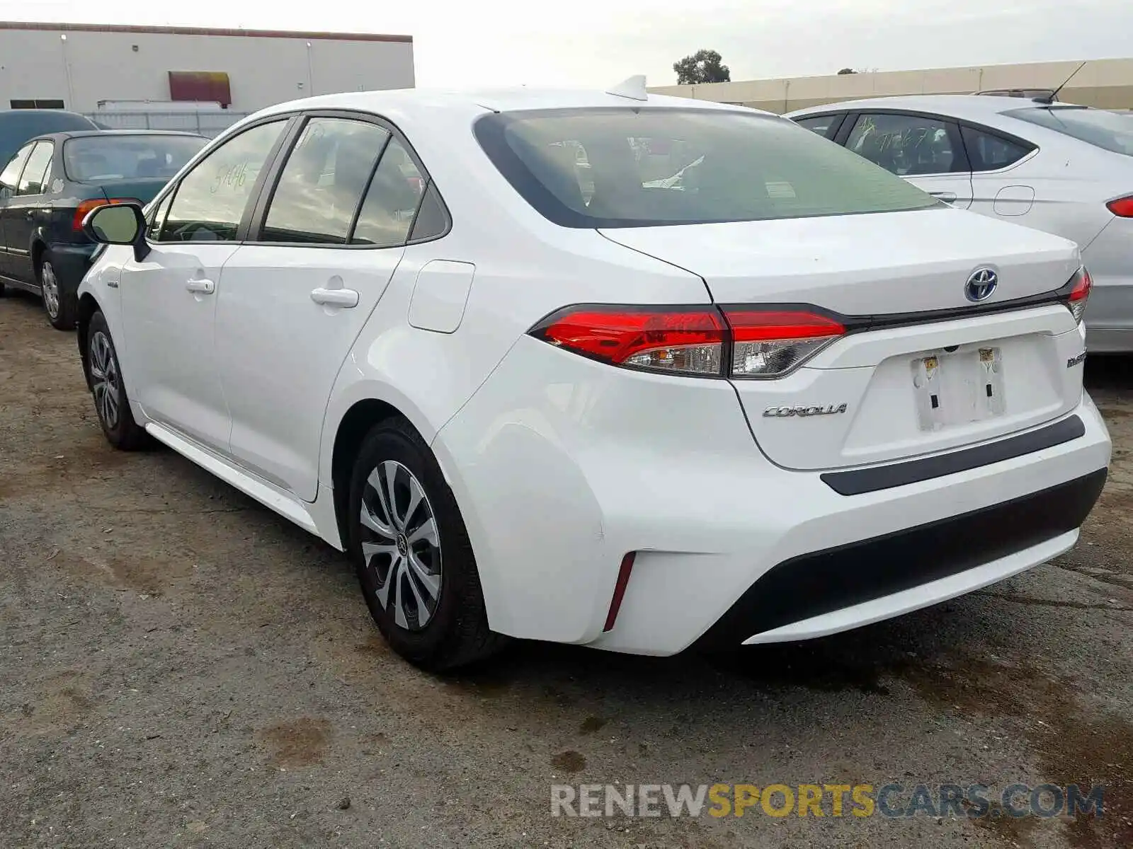 3 Photograph of a damaged car JTDEBRBE2LJ004157 TOYOTA COROLLA 2020