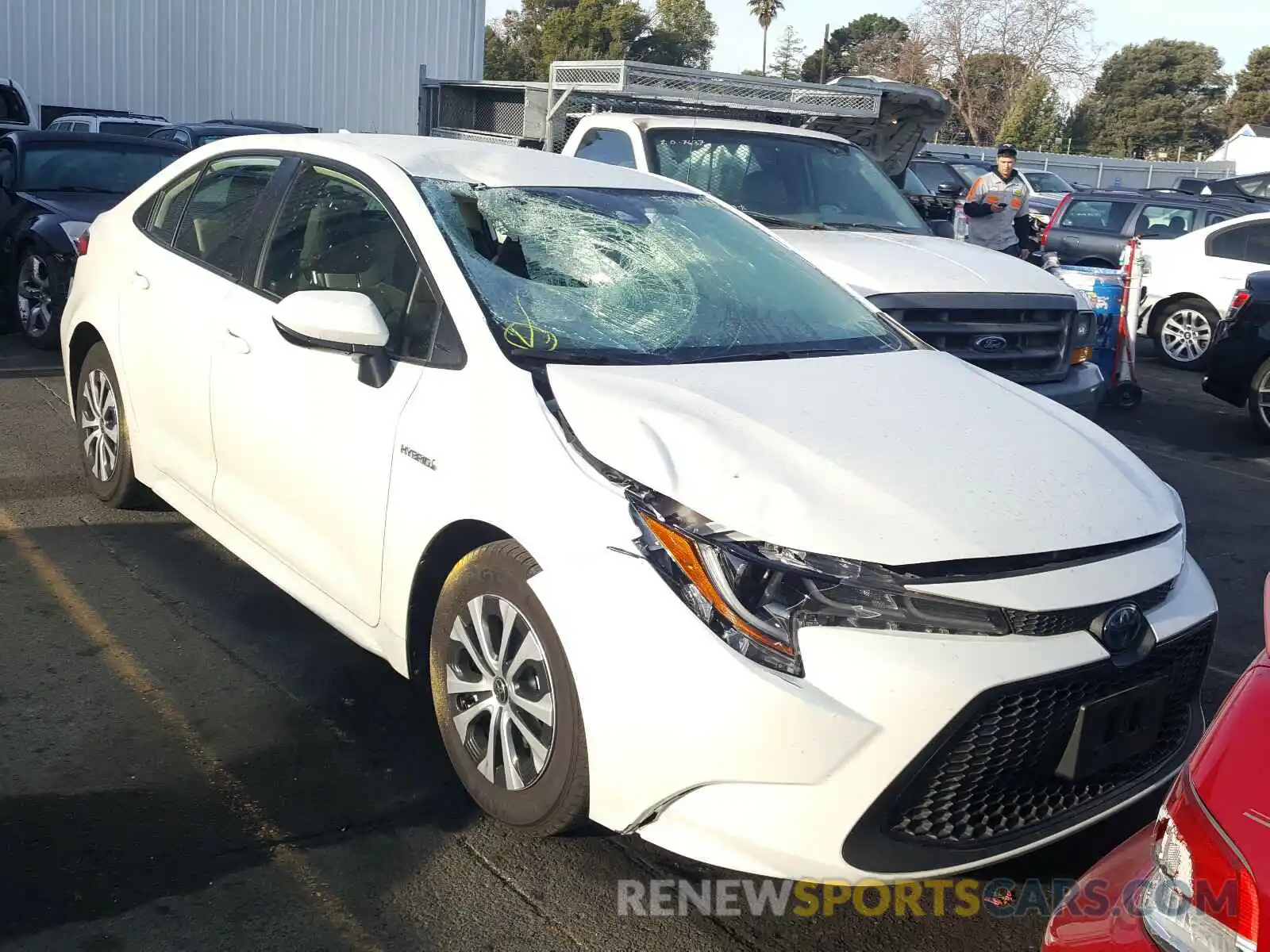 1 Photograph of a damaged car JTDEBRBE2LJ004417 TOYOTA COROLLA 2020