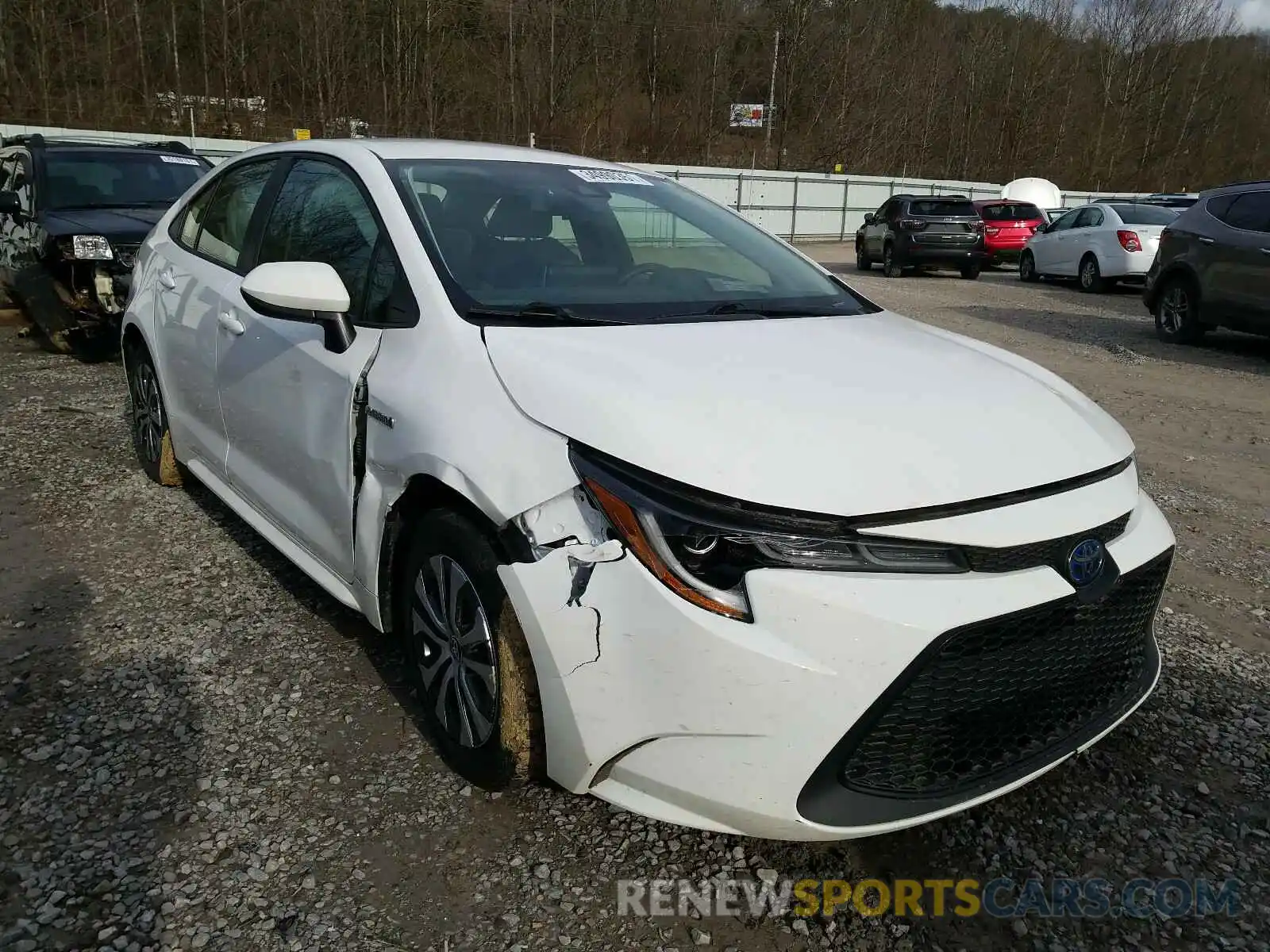 1 Photograph of a damaged car JTDEBRBE2LJ006166 TOYOTA COROLLA 2020