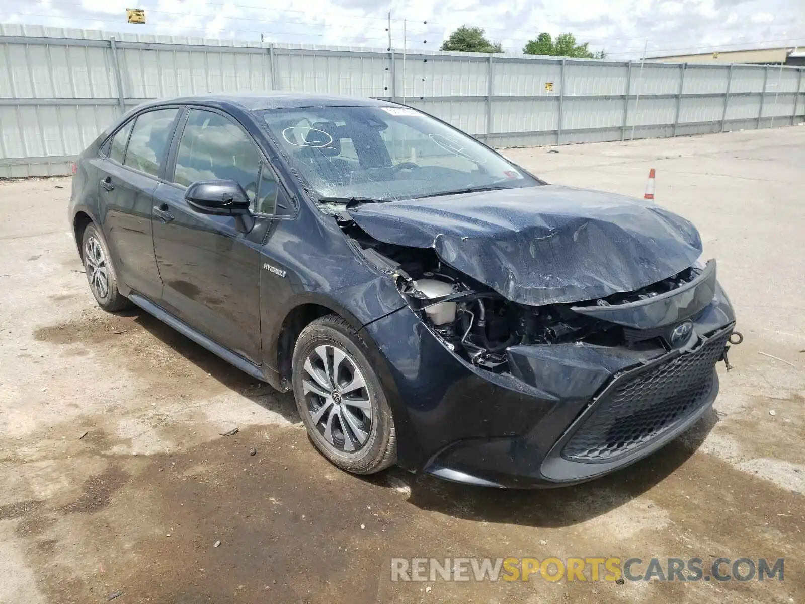 1 Photograph of a damaged car JTDEBRBE2LJ009214 TOYOTA COROLLA 2020