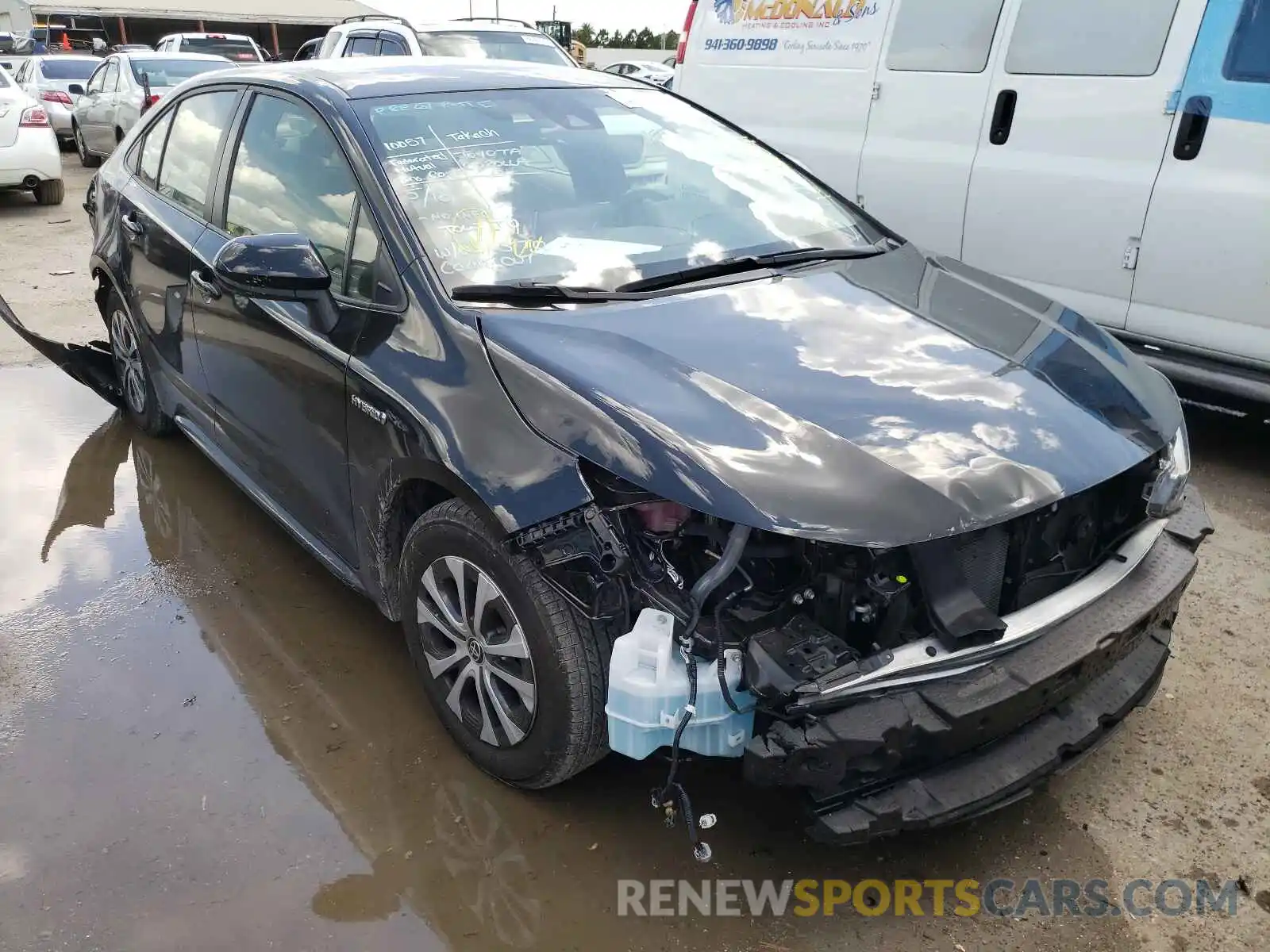 1 Photograph of a damaged car JTDEBRBE2LJ010234 TOYOTA COROLLA 2020