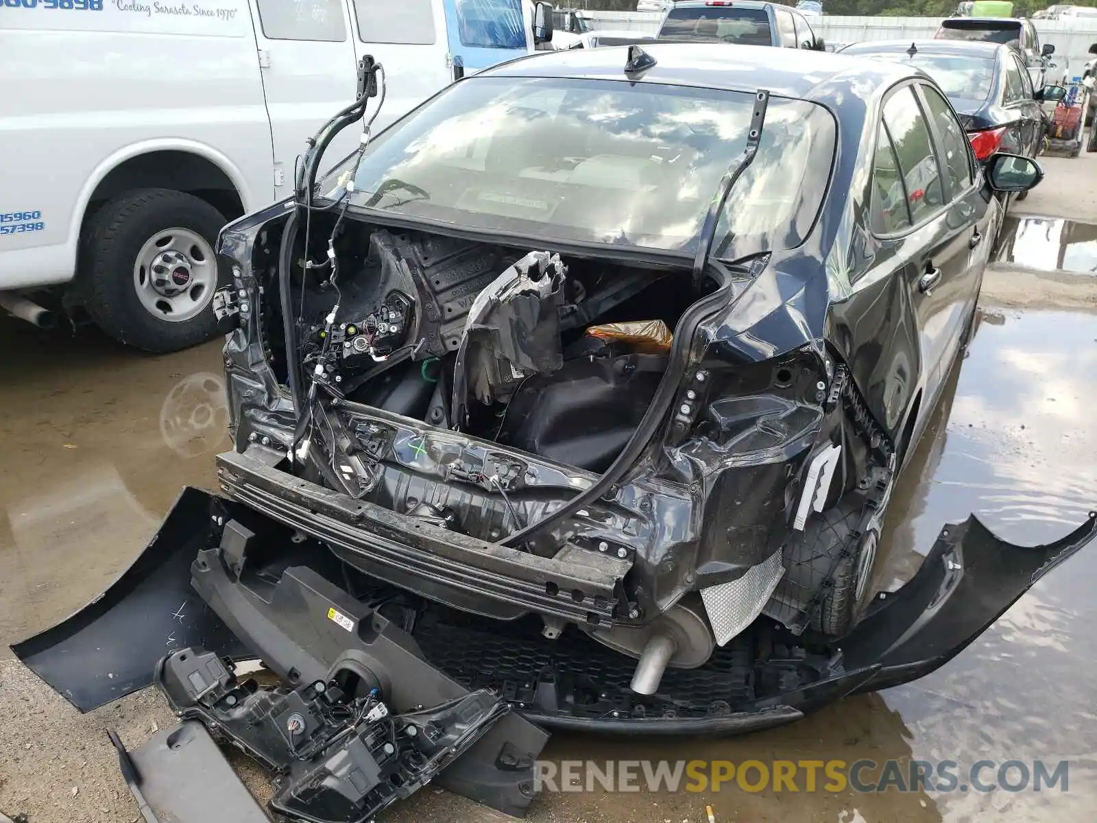 9 Photograph of a damaged car JTDEBRBE2LJ010234 TOYOTA COROLLA 2020