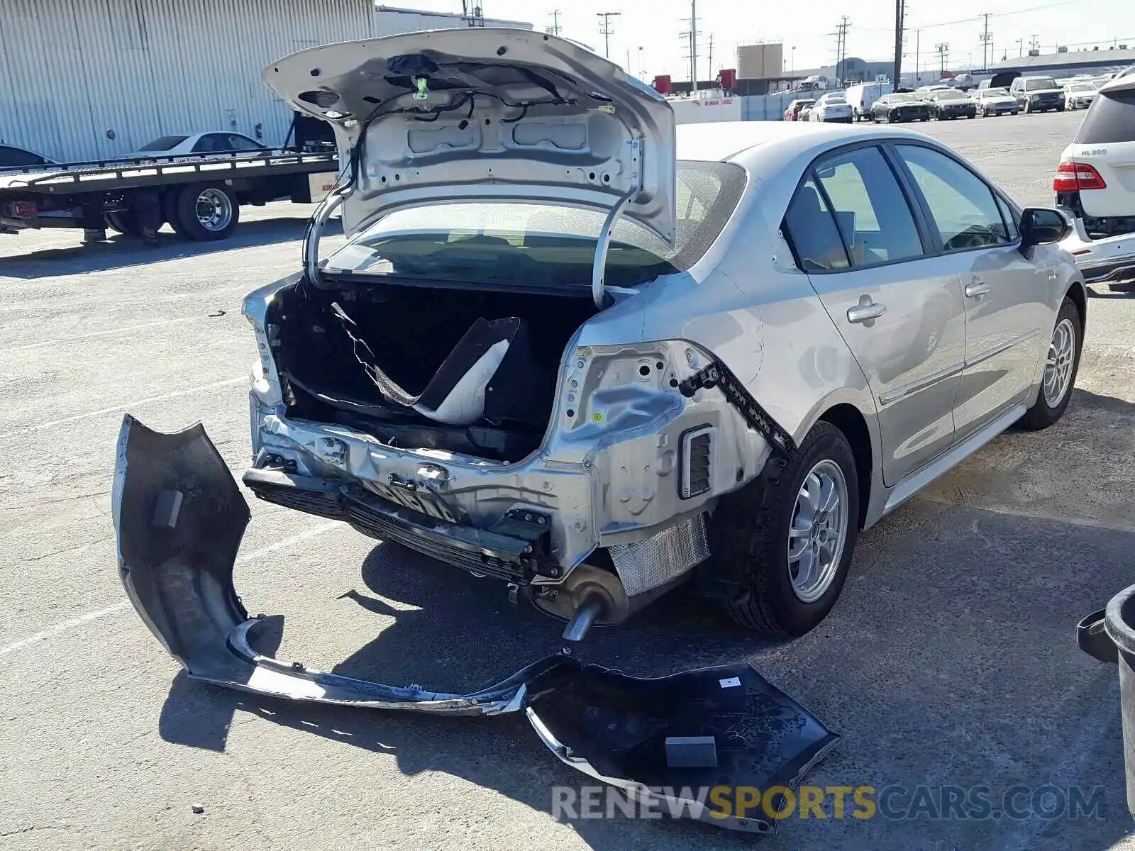 4 Photograph of a damaged car JTDEBRBE2LJ012503 TOYOTA COROLLA 2020