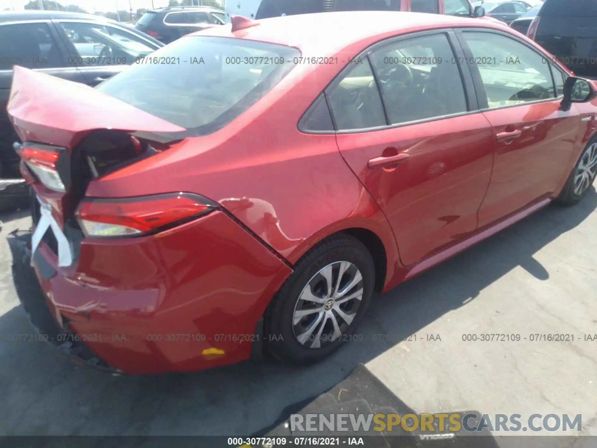 4 Photograph of a damaged car JTDEBRBE2LJ014879 TOYOTA COROLLA 2020