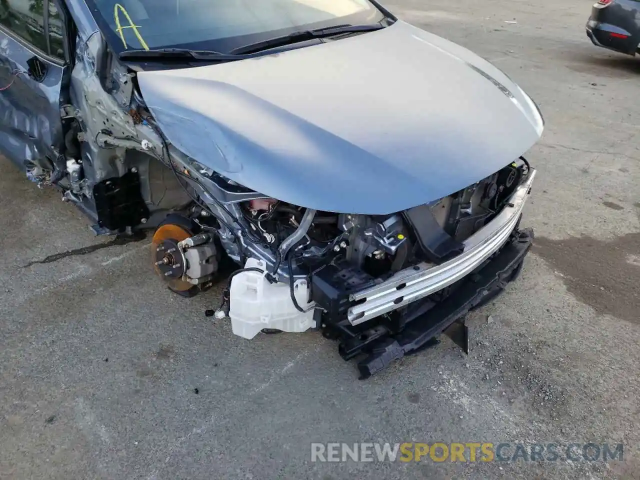 9 Photograph of a damaged car JTDEBRBE2LJ015384 TOYOTA COROLLA 2020