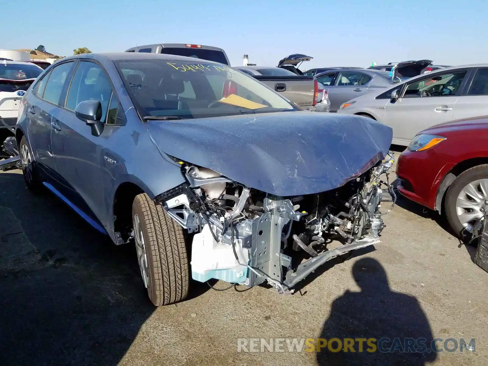 1 Photograph of a damaged car JTDEBRBE2LJ015630 TOYOTA COROLLA 2020