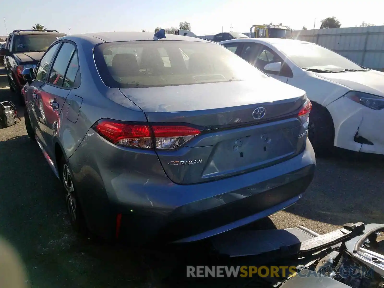 3 Photograph of a damaged car JTDEBRBE2LJ015630 TOYOTA COROLLA 2020