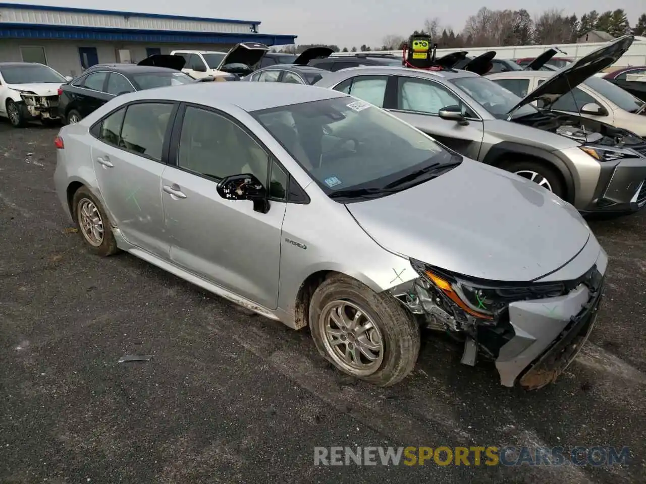 1 Photograph of a damaged car JTDEBRBE2LJ017068 TOYOTA COROLLA 2020