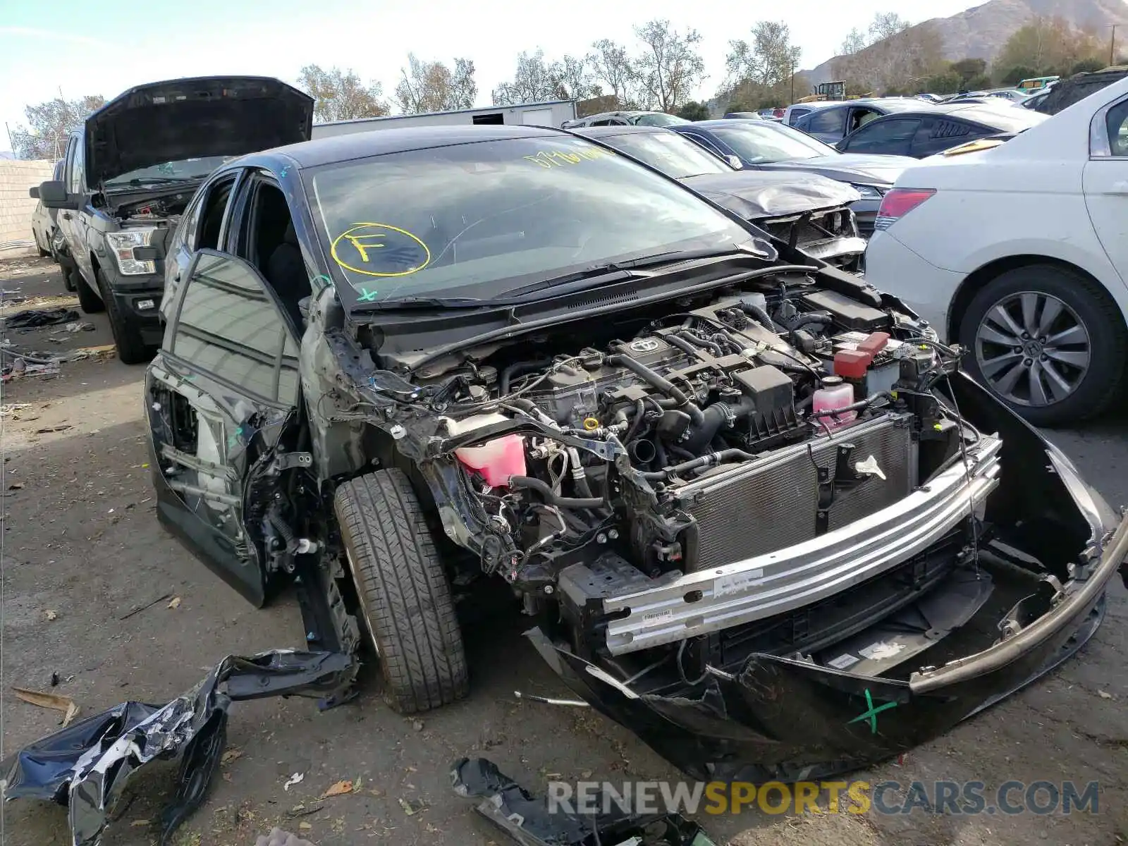 1 Фотография поврежденного автомобиля JTDEBRBE2LJ017300 TOYOTA COROLLA 2020