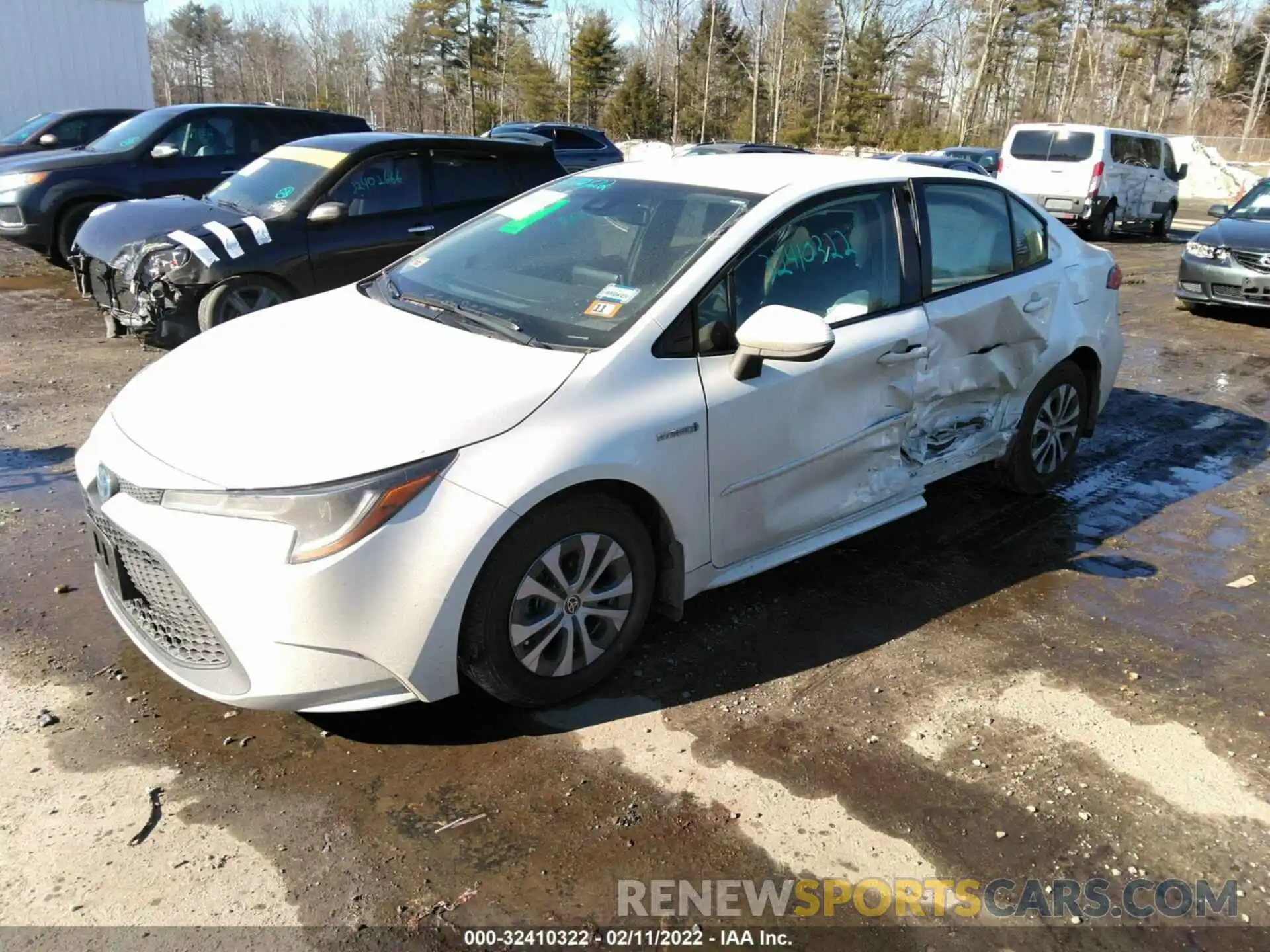 2 Photograph of a damaged car JTDEBRBE2LJ017944 TOYOTA COROLLA 2020