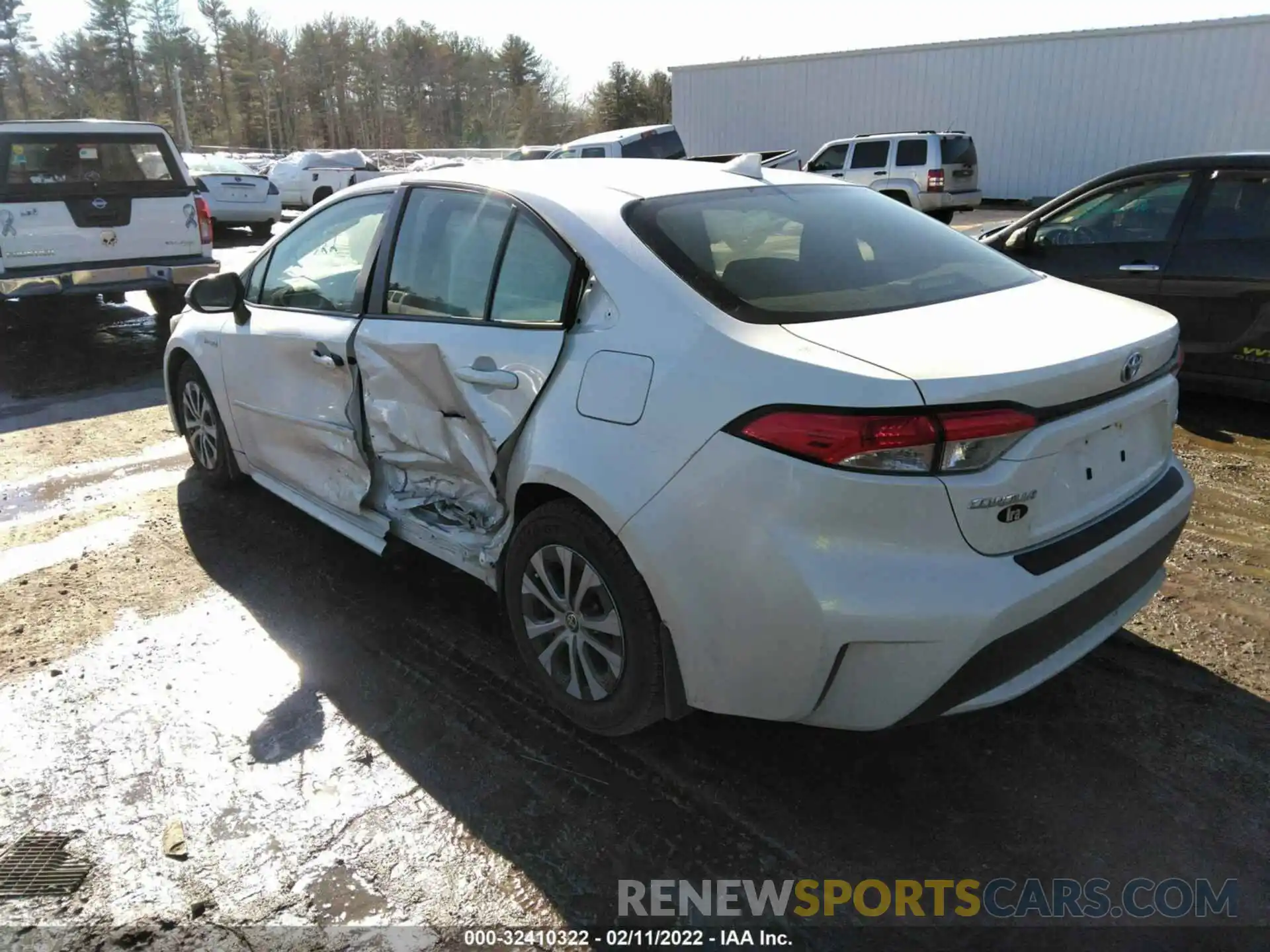 3 Photograph of a damaged car JTDEBRBE2LJ017944 TOYOTA COROLLA 2020