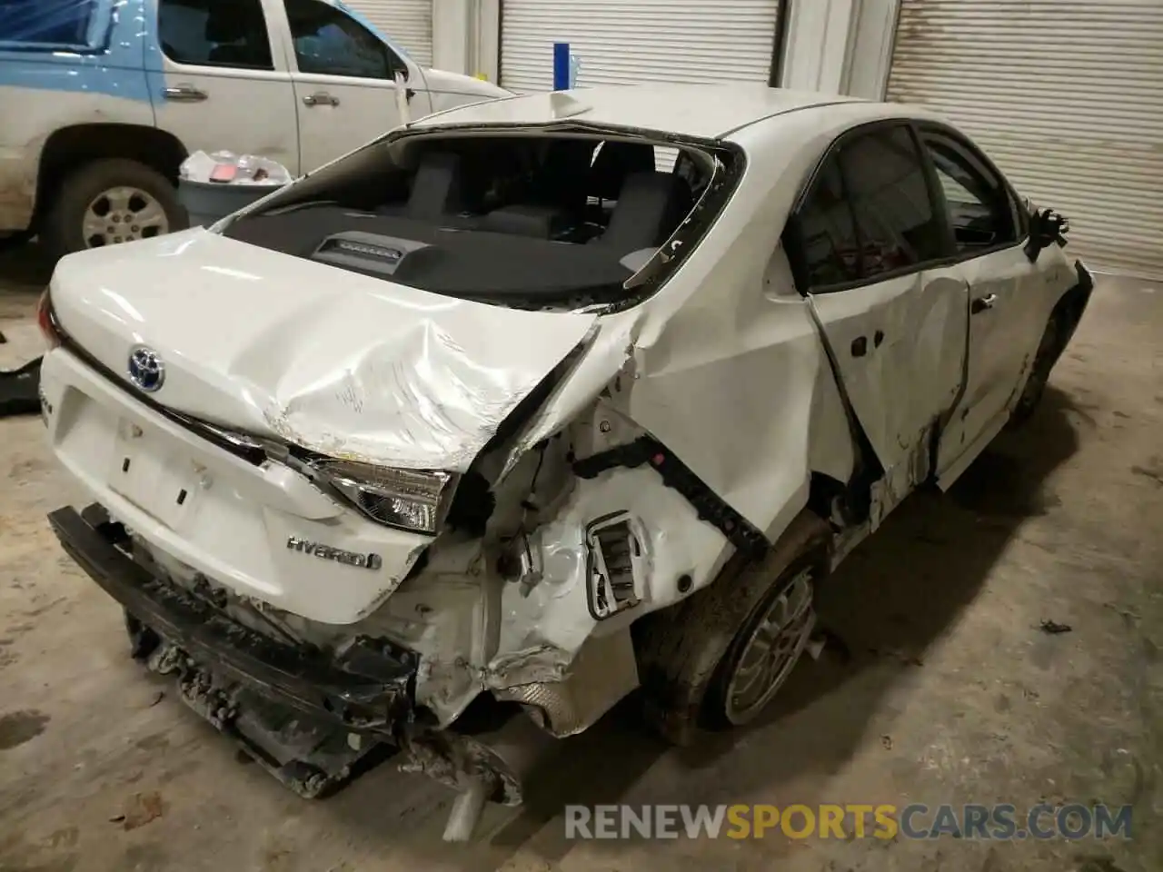 4 Photograph of a damaged car JTDEBRBE2LJ020861 TOYOTA COROLLA 2020