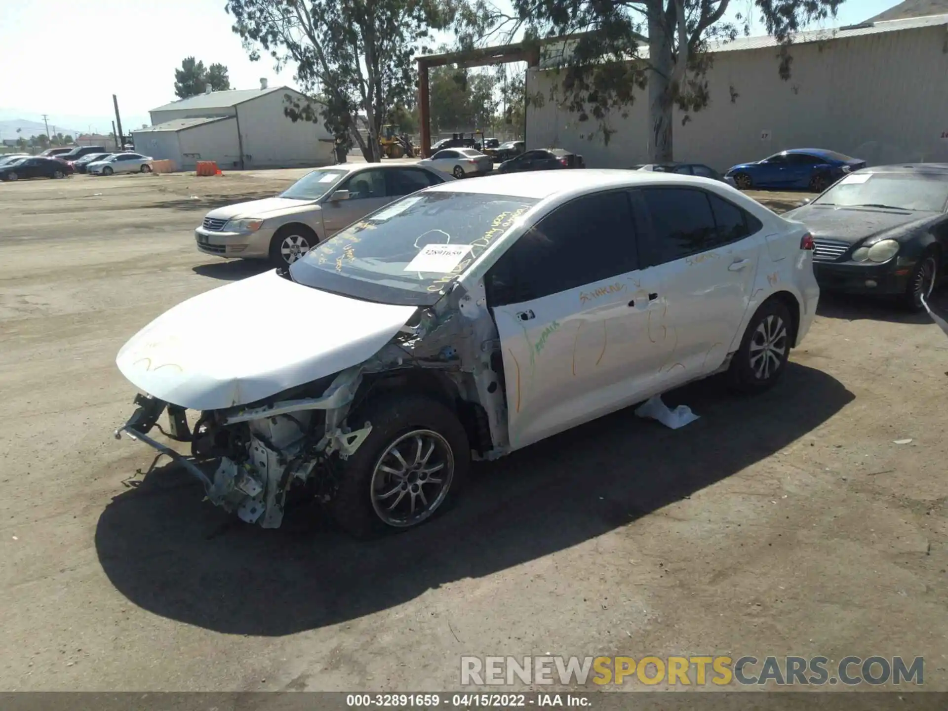 2 Photograph of a damaged car JTDEBRBE2LJ022707 TOYOTA COROLLA 2020