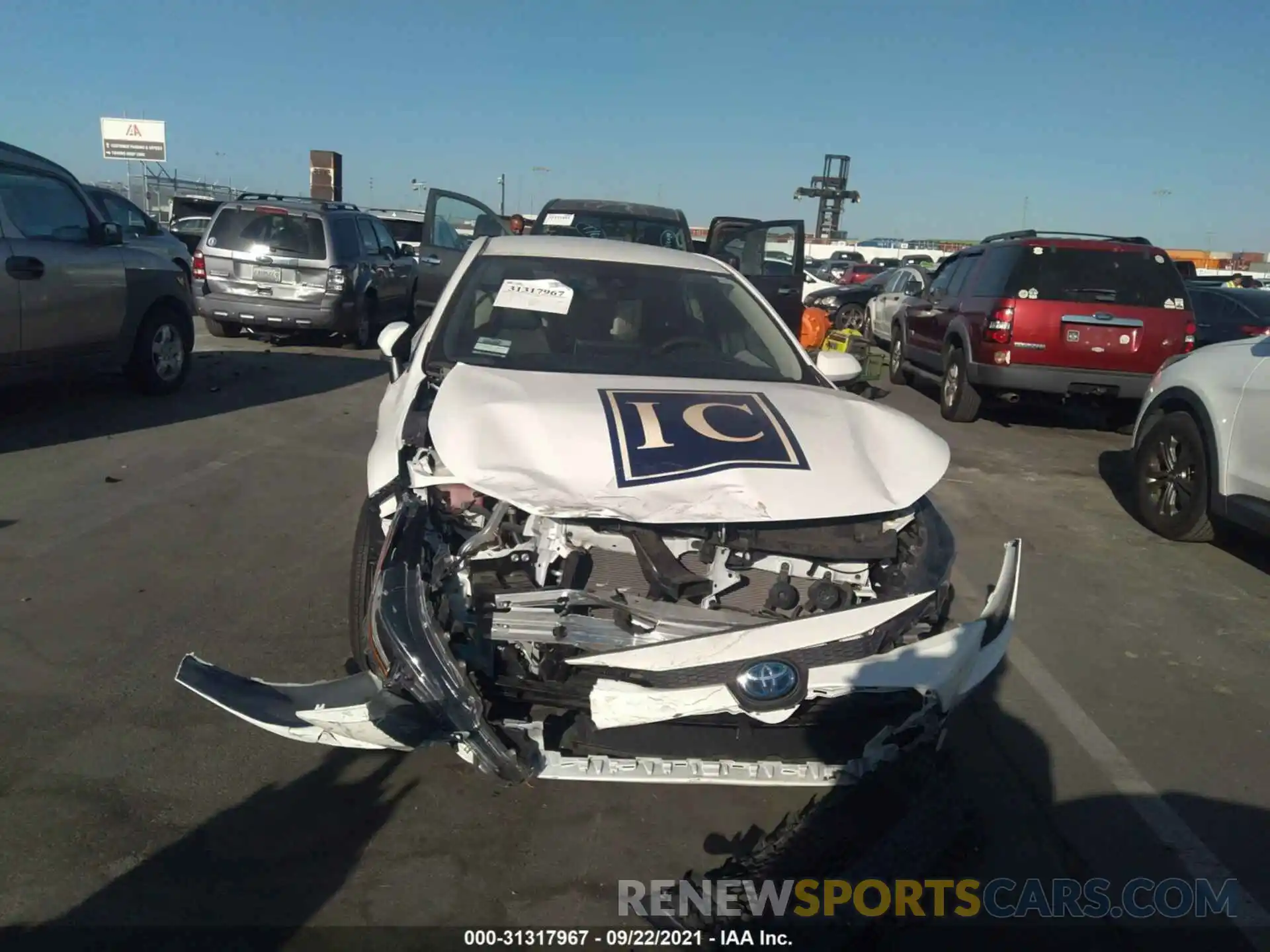 6 Photograph of a damaged car JTDEBRBE2LJ023081 TOYOTA COROLLA 2020