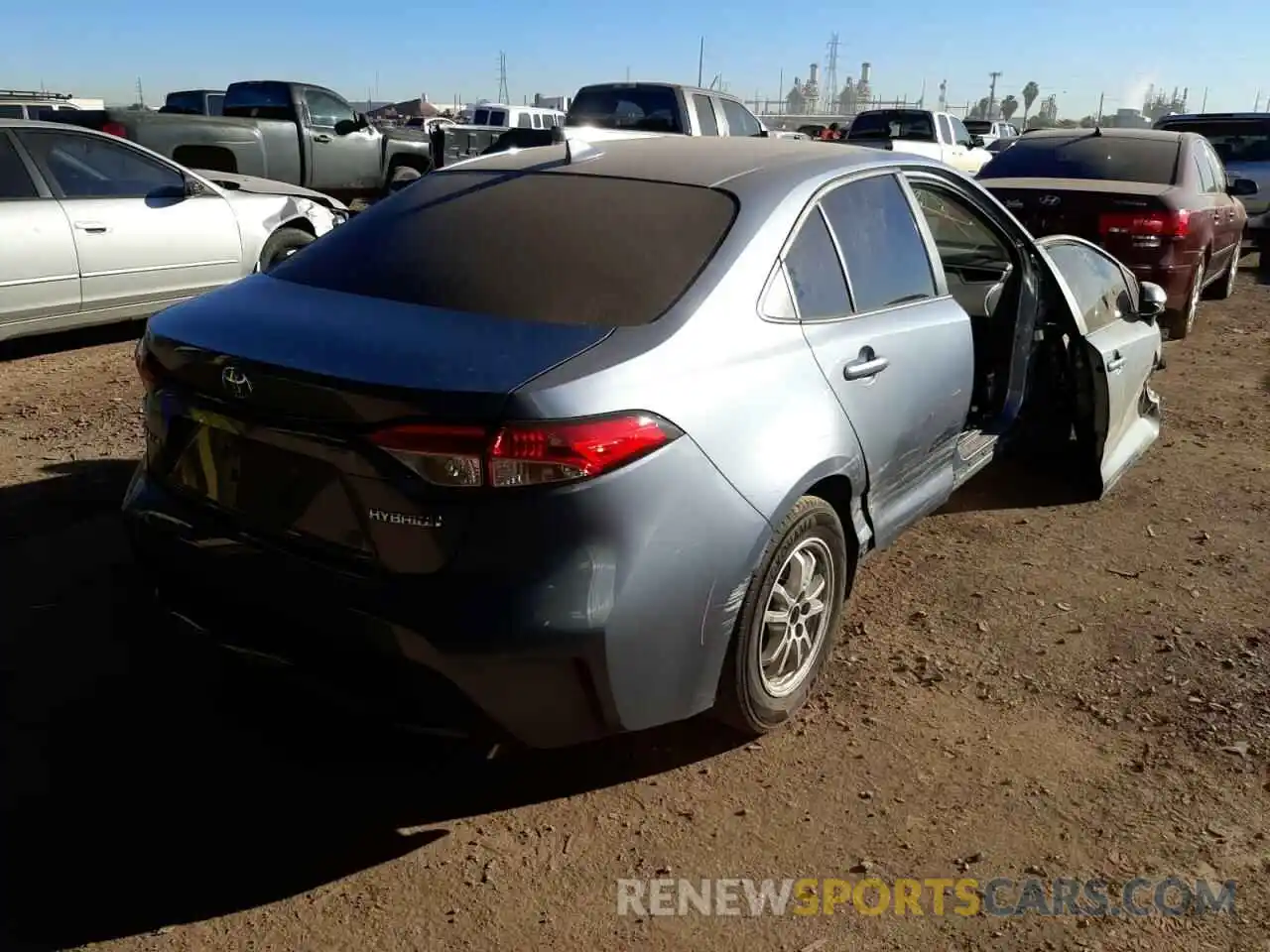 4 Photograph of a damaged car JTDEBRBE2LJ025154 TOYOTA COROLLA 2020