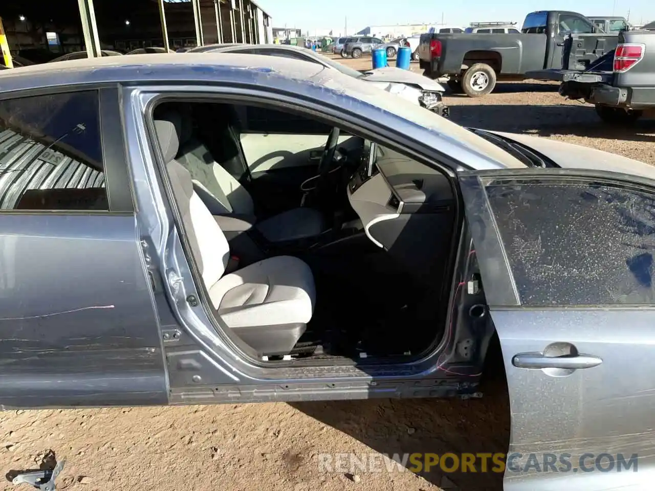 9 Photograph of a damaged car JTDEBRBE2LJ025154 TOYOTA COROLLA 2020