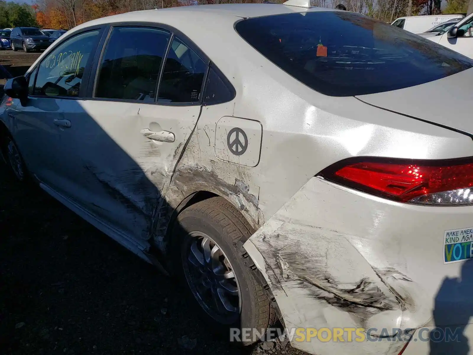 9 Photograph of a damaged car JTDEBRBE3LJ000845 TOYOTA COROLLA 2020