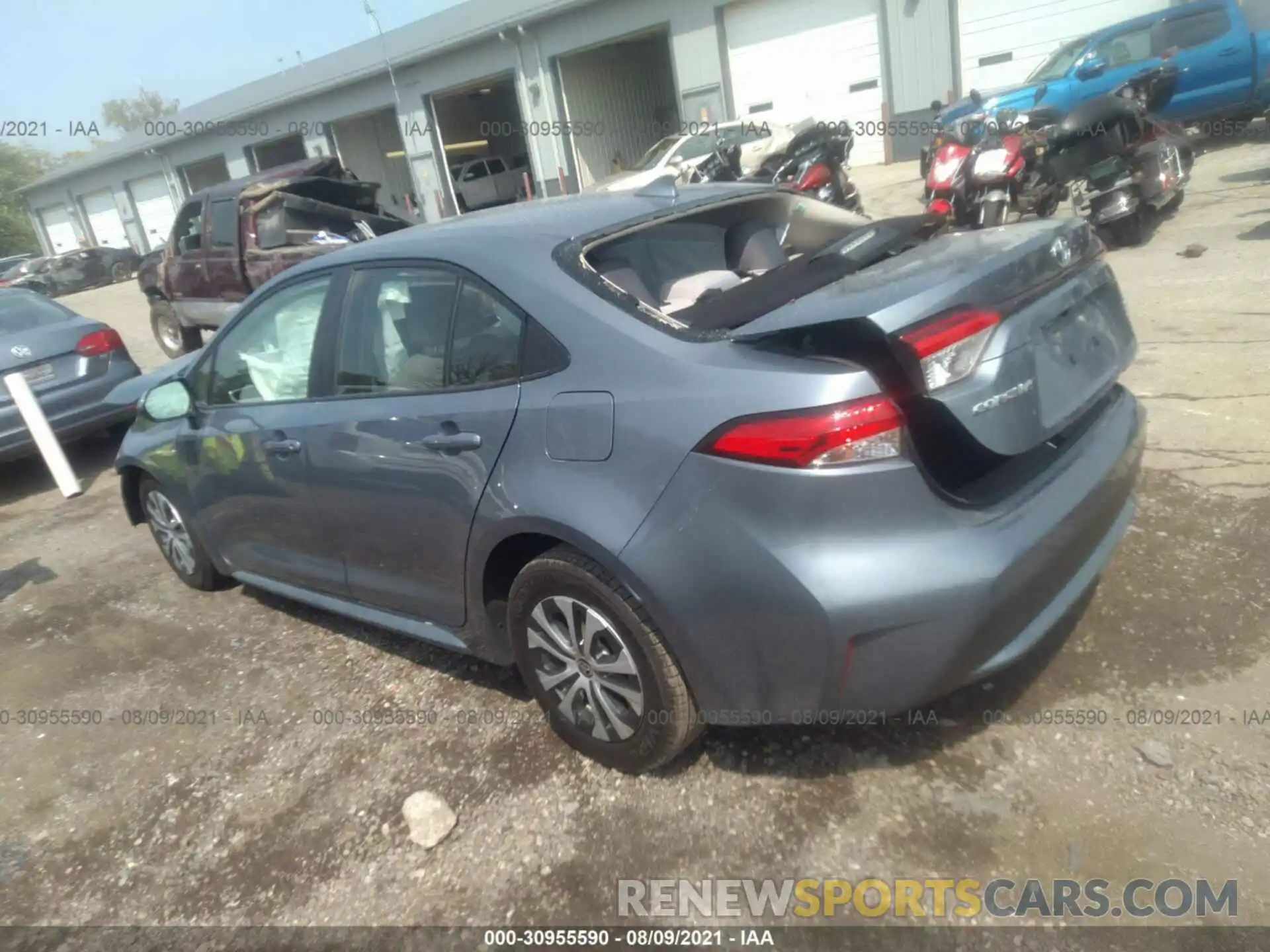 3 Photograph of a damaged car JTDEBRBE3LJ001381 TOYOTA COROLLA 2020