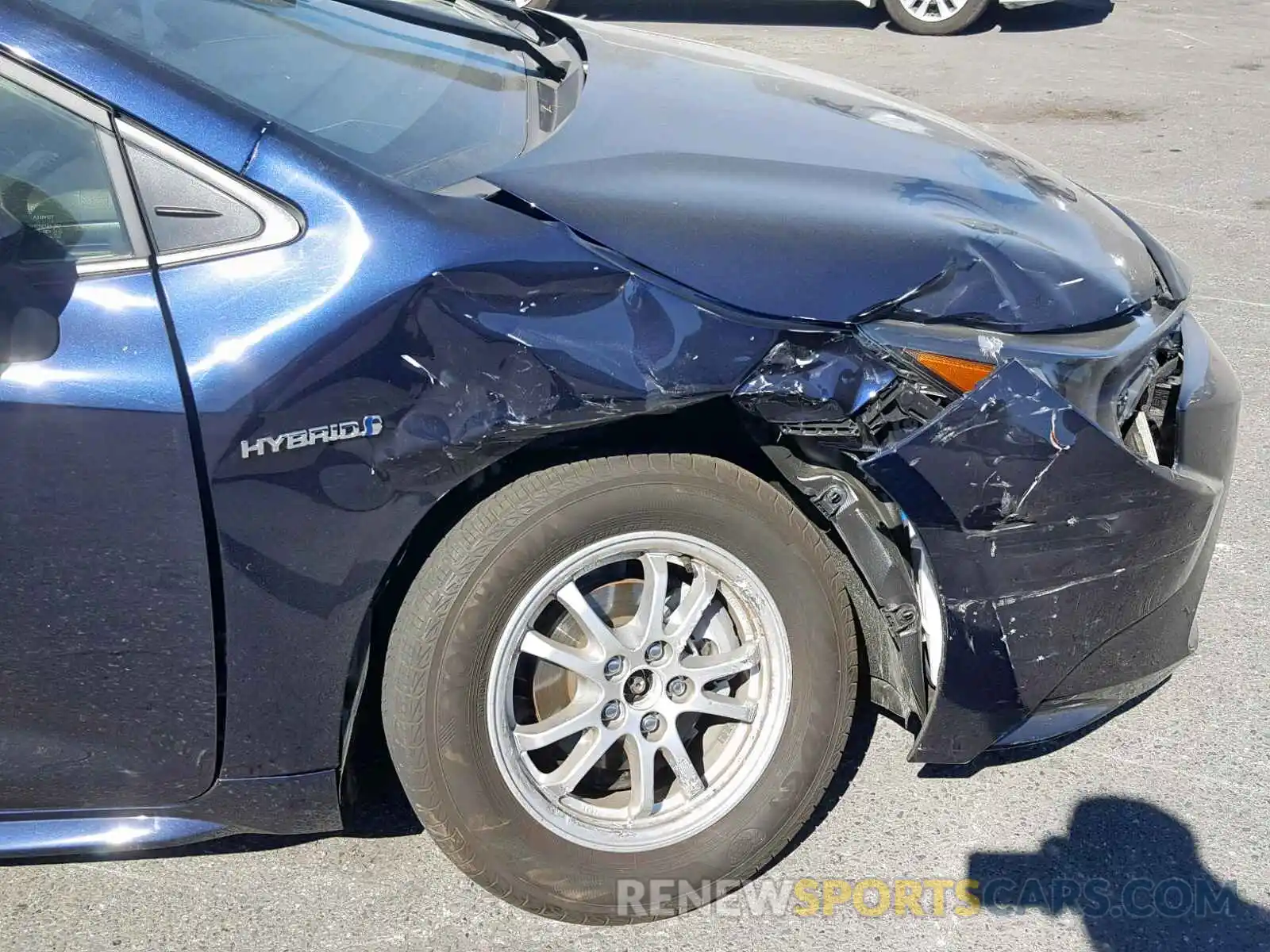 9 Photograph of a damaged car JTDEBRBE3LJ001820 TOYOTA COROLLA 2020