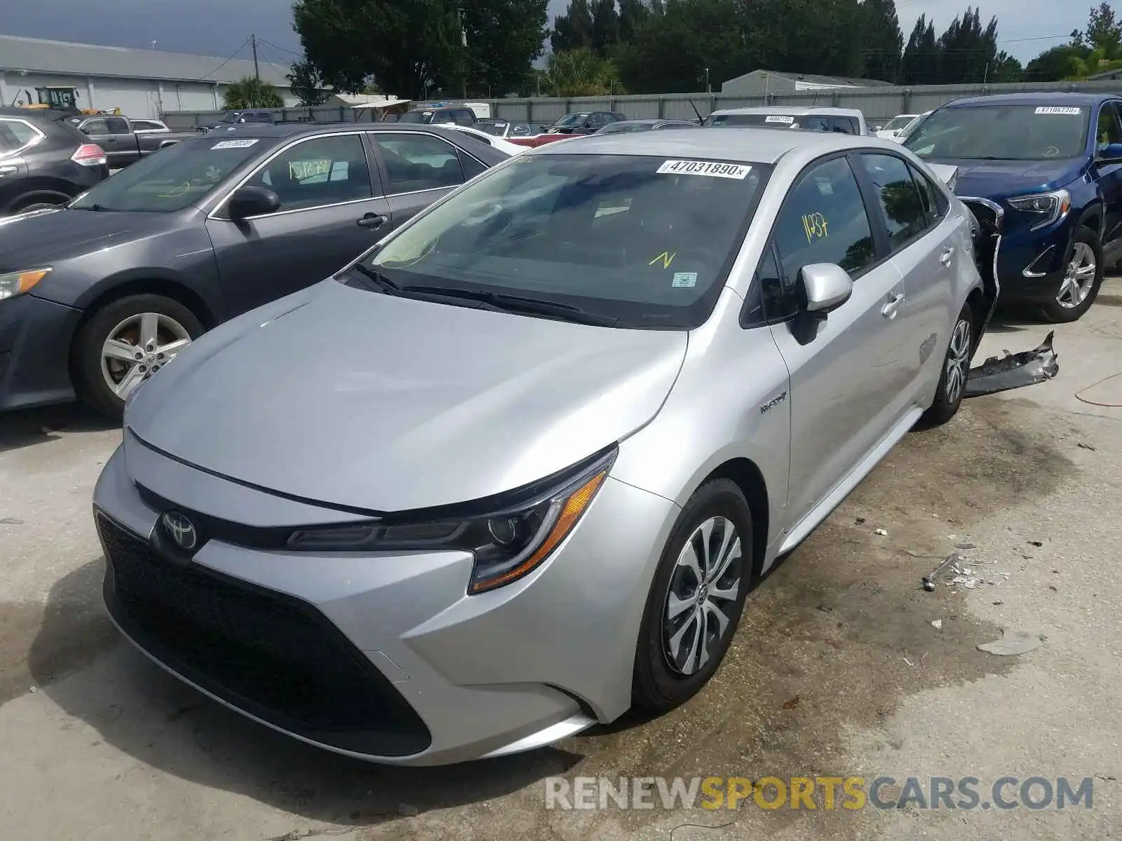 2 Photograph of a damaged car JTDEBRBE3LJ002790 TOYOTA COROLLA 2020