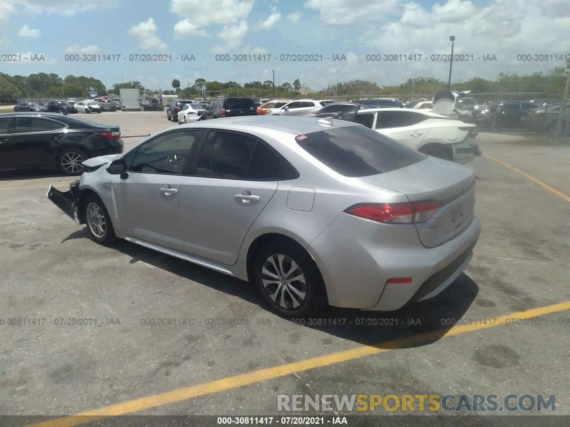 3 Photograph of a damaged car JTDEBRBE3LJ004152 TOYOTA COROLLA 2020