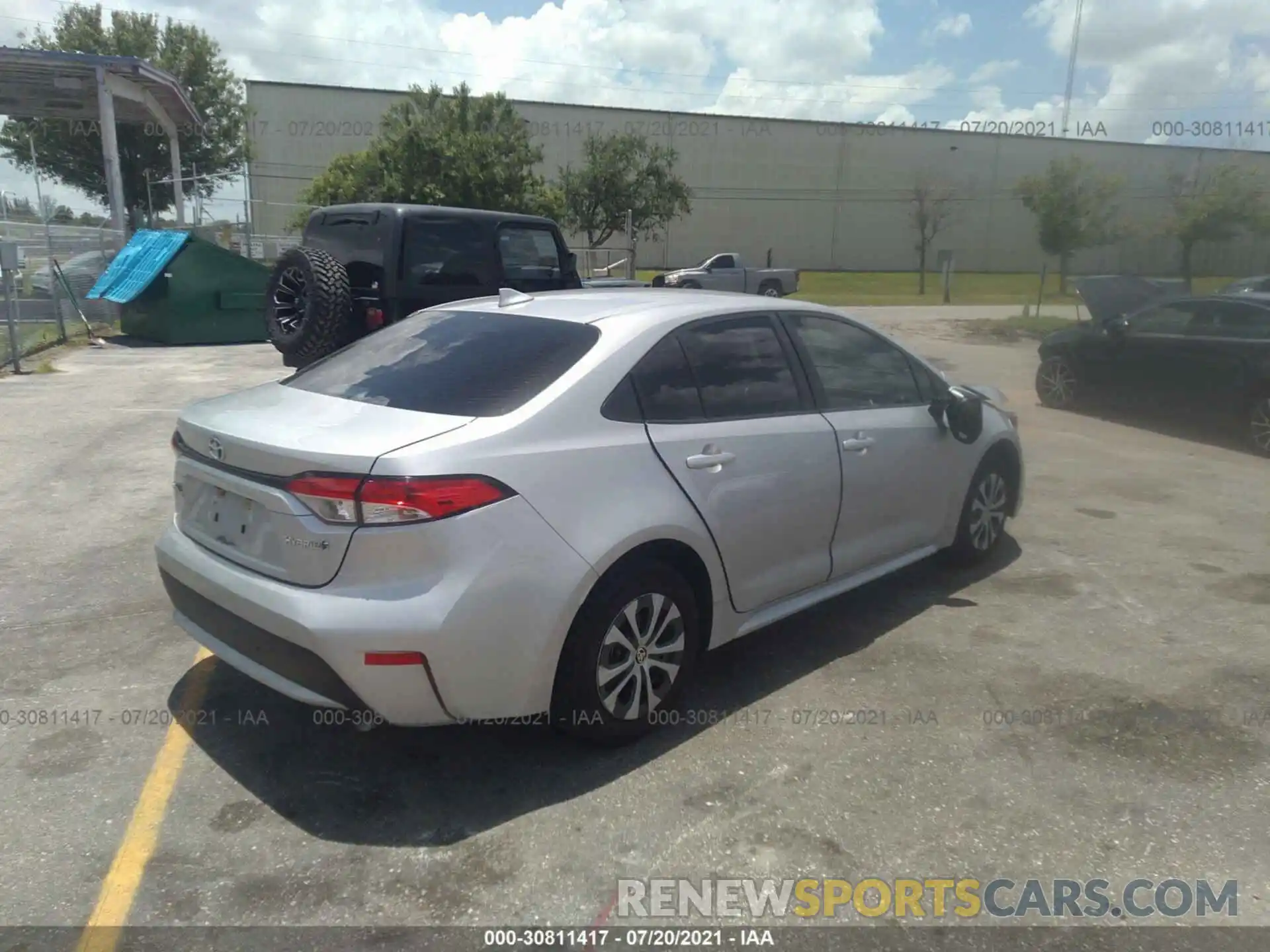 4 Photograph of a damaged car JTDEBRBE3LJ004152 TOYOTA COROLLA 2020