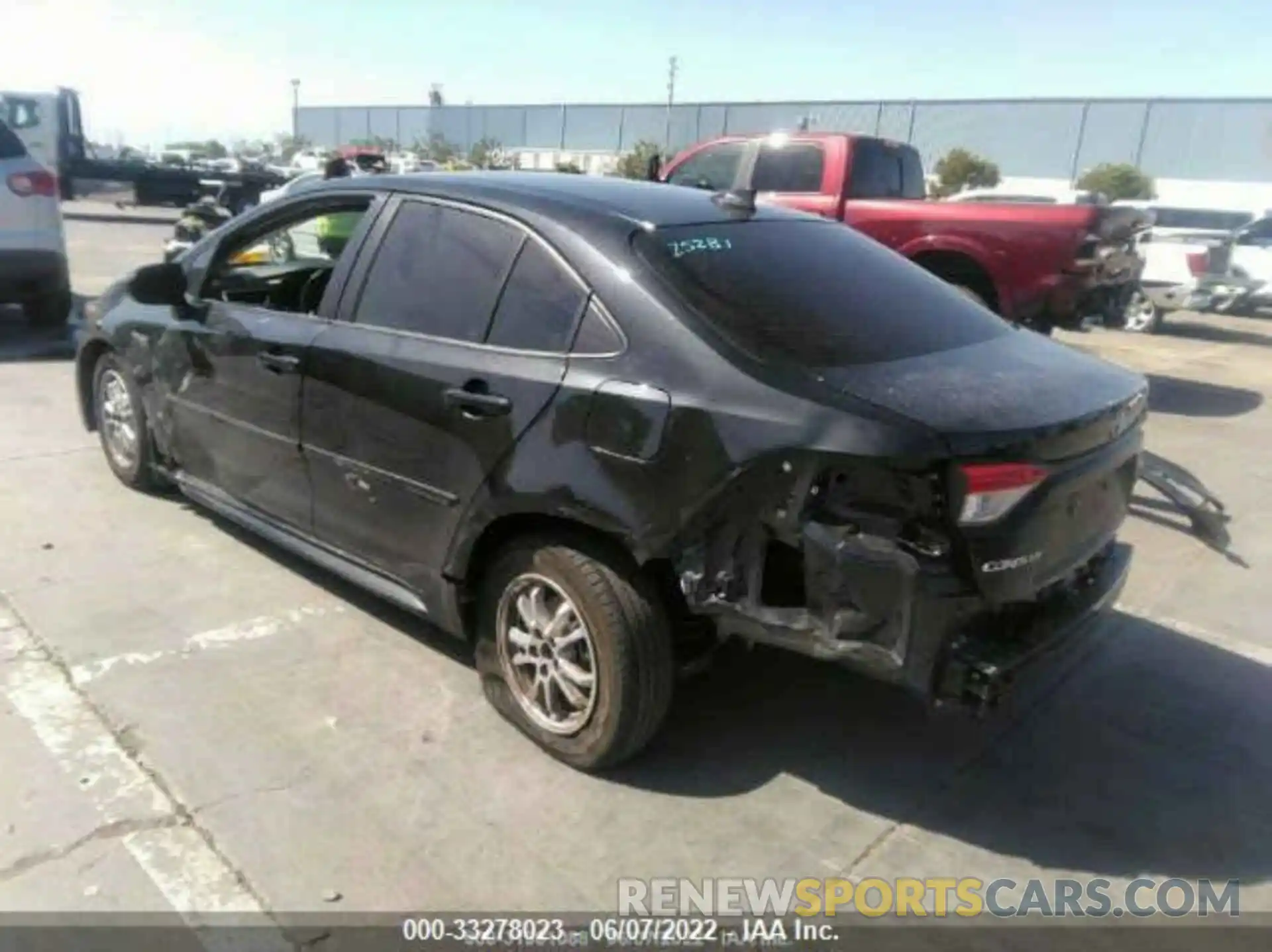 3 Photograph of a damaged car JTDEBRBE3LJ006189 TOYOTA COROLLA 2020