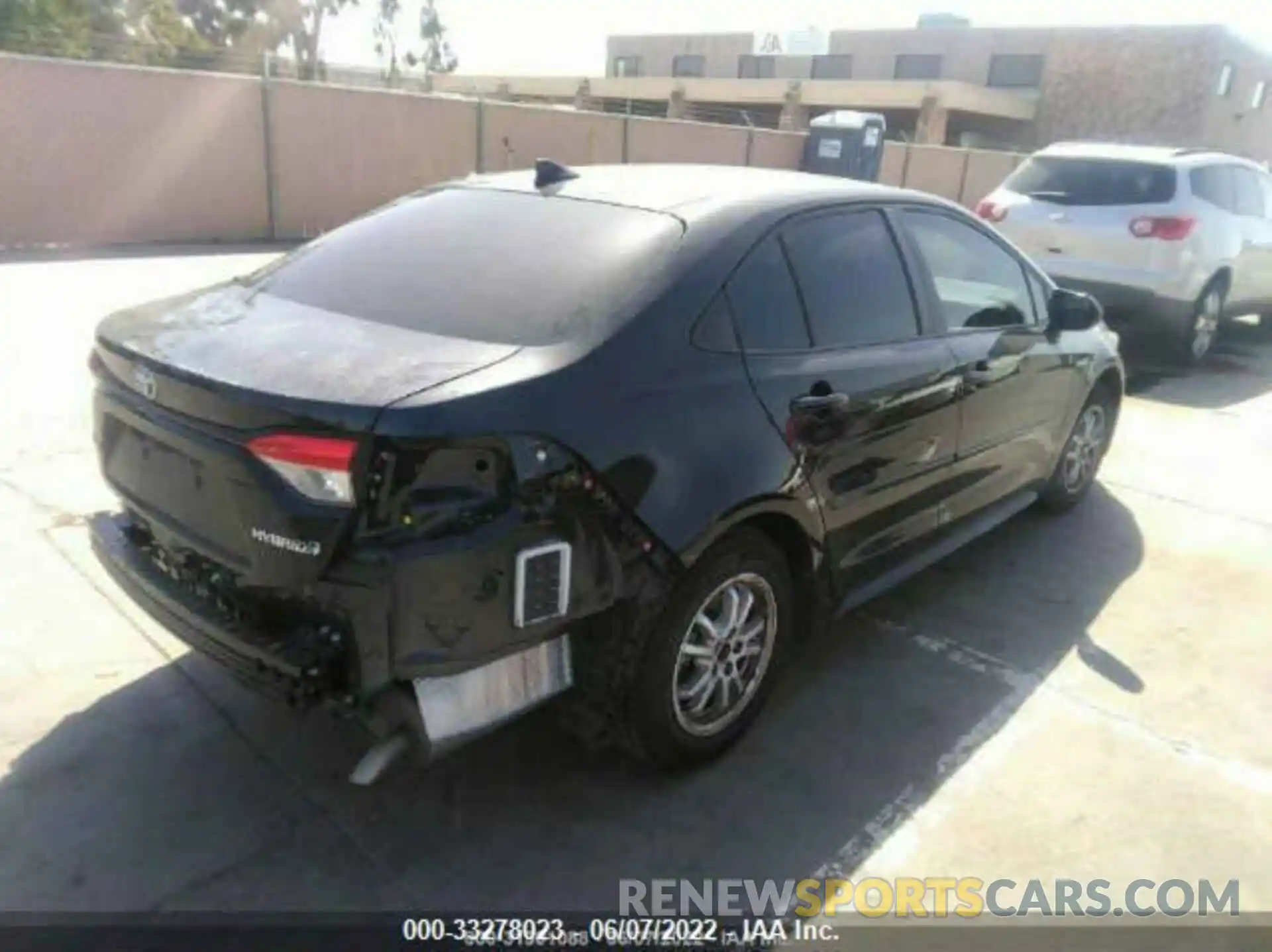 4 Photograph of a damaged car JTDEBRBE3LJ006189 TOYOTA COROLLA 2020