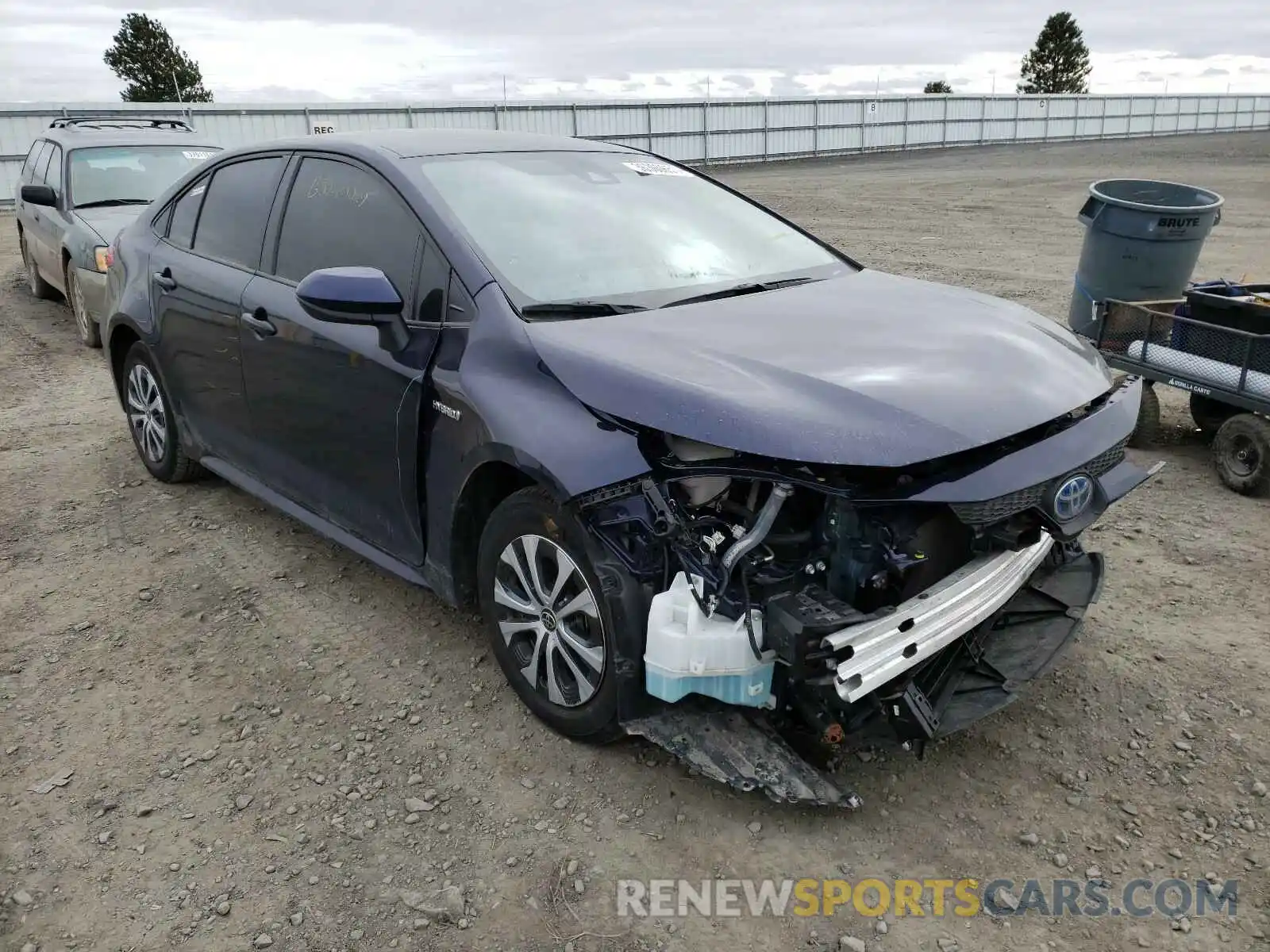 1 Photograph of a damaged car JTDEBRBE3LJ006225 TOYOTA COROLLA 2020