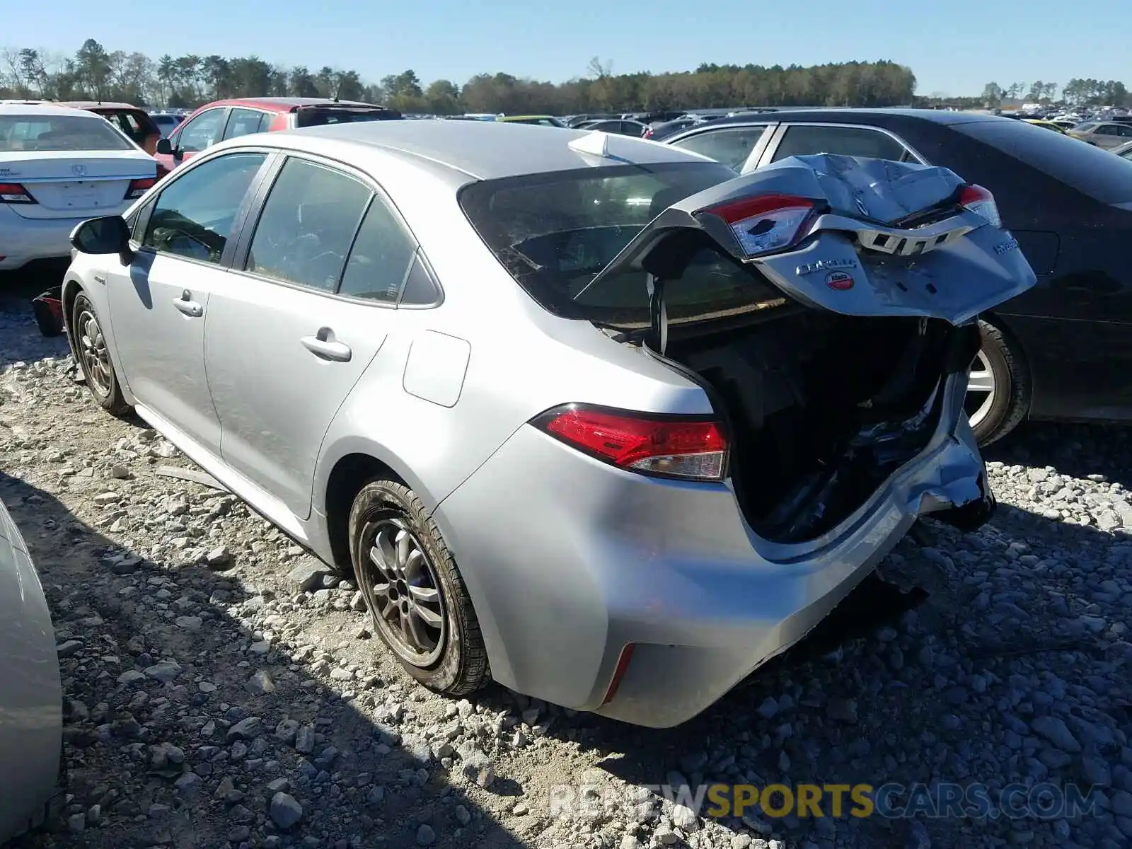 3 Photograph of a damaged car JTDEBRBE3LJ006757 TOYOTA COROLLA 2020