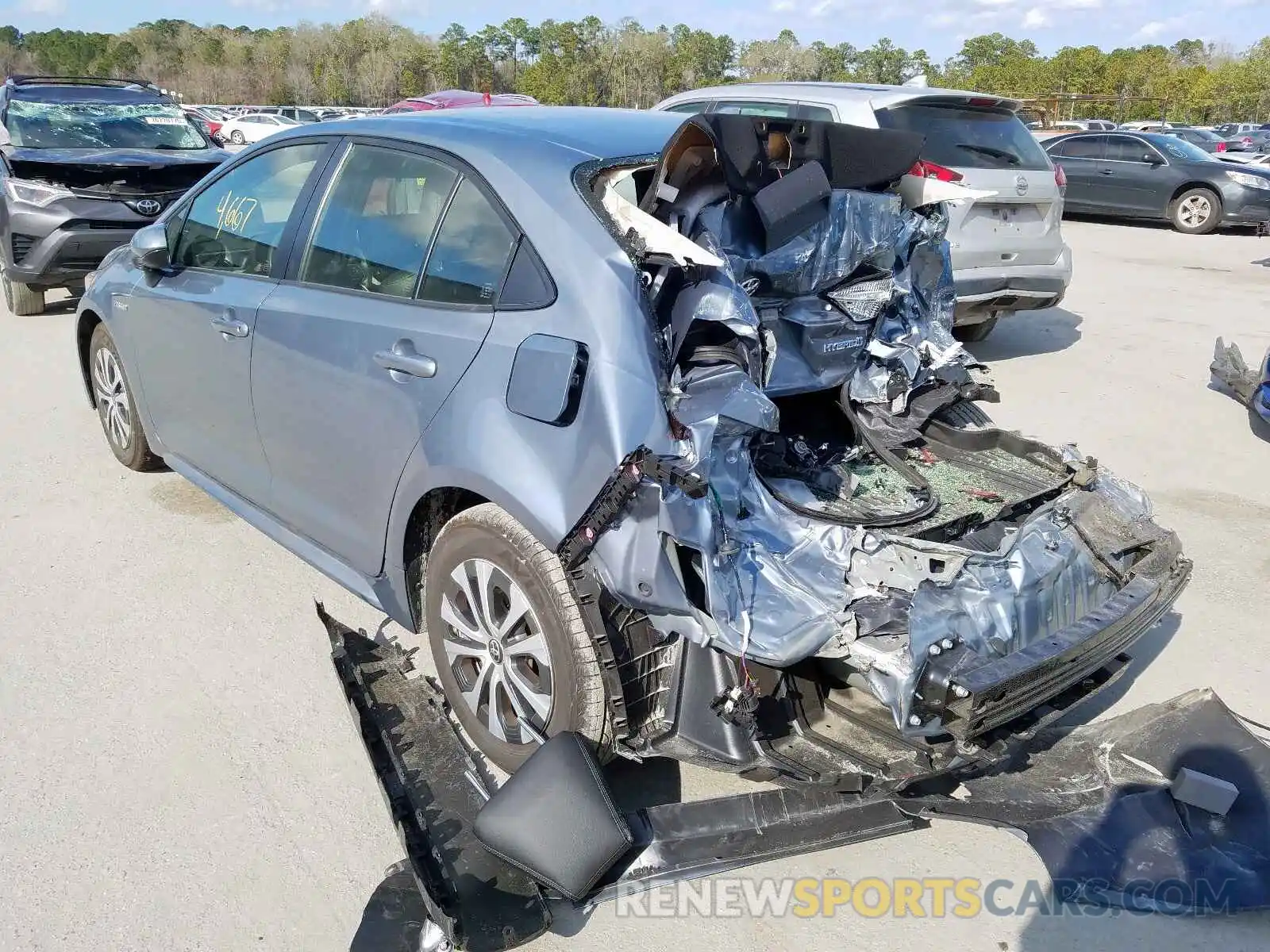 3 Photograph of a damaged car JTDEBRBE3LJ006760 TOYOTA COROLLA 2020