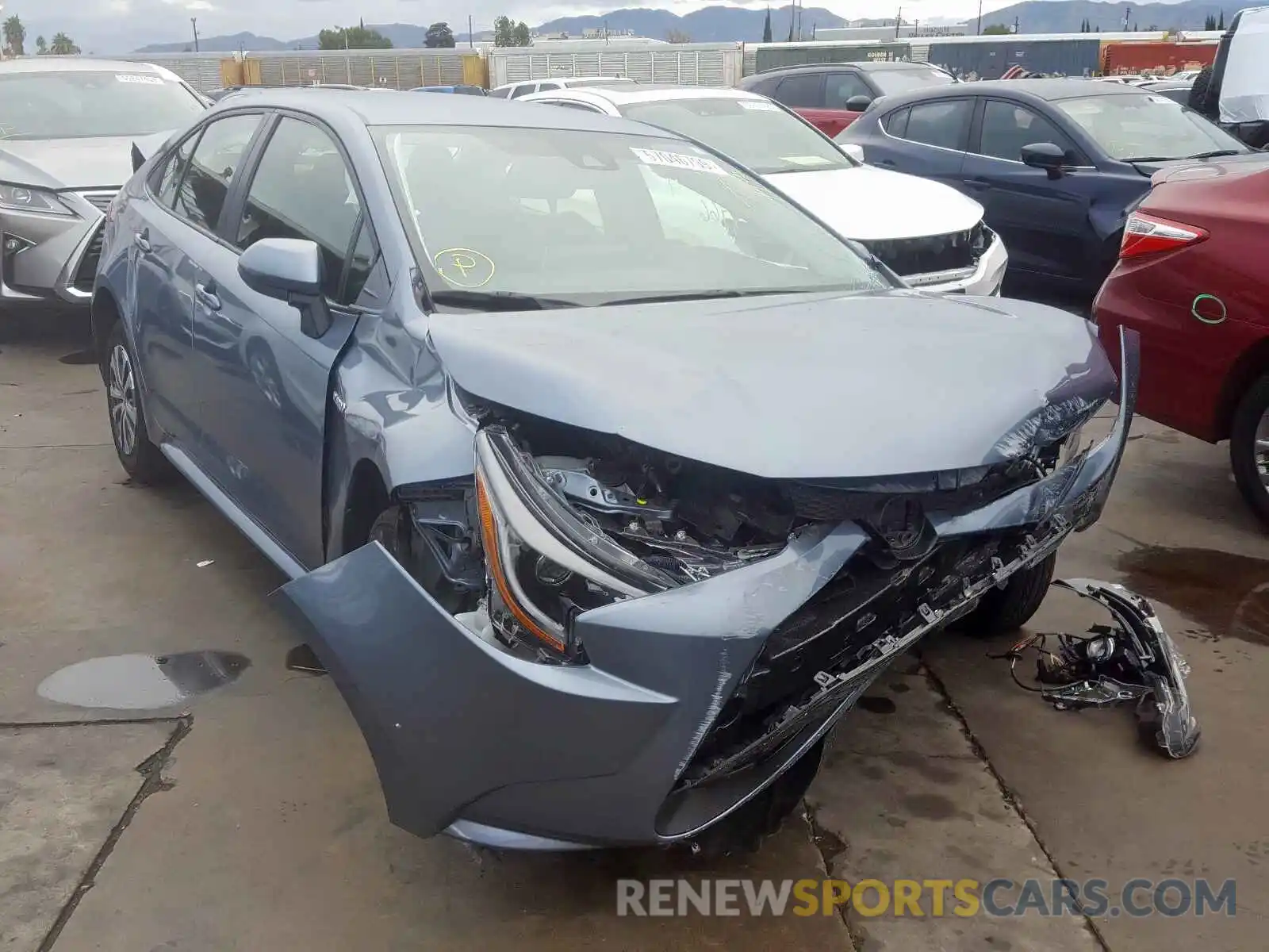 1 Photograph of a damaged car JTDEBRBE3LJ006841 TOYOTA COROLLA 2020