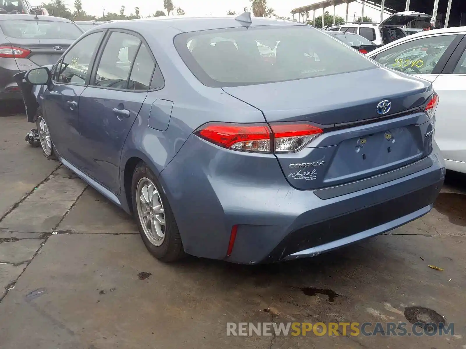 3 Photograph of a damaged car JTDEBRBE3LJ006841 TOYOTA COROLLA 2020