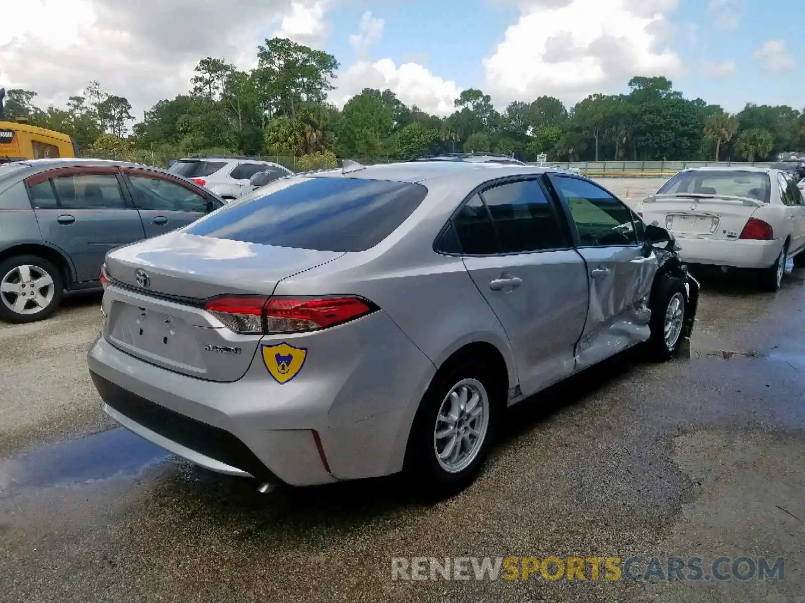 4 Photograph of a damaged car JTDEBRBE3LJ007973 TOYOTA COROLLA 2020