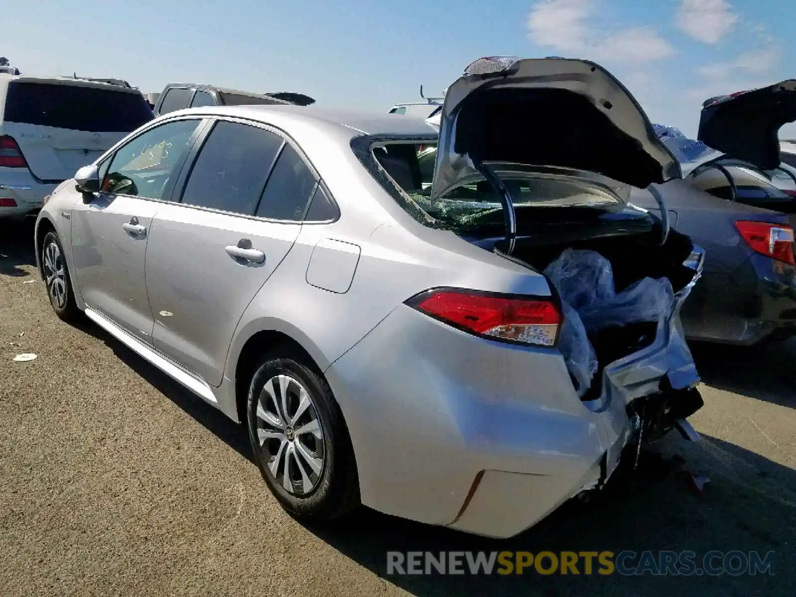 3 Photograph of a damaged car JTDEBRBE3LJ008959 TOYOTA COROLLA 2020