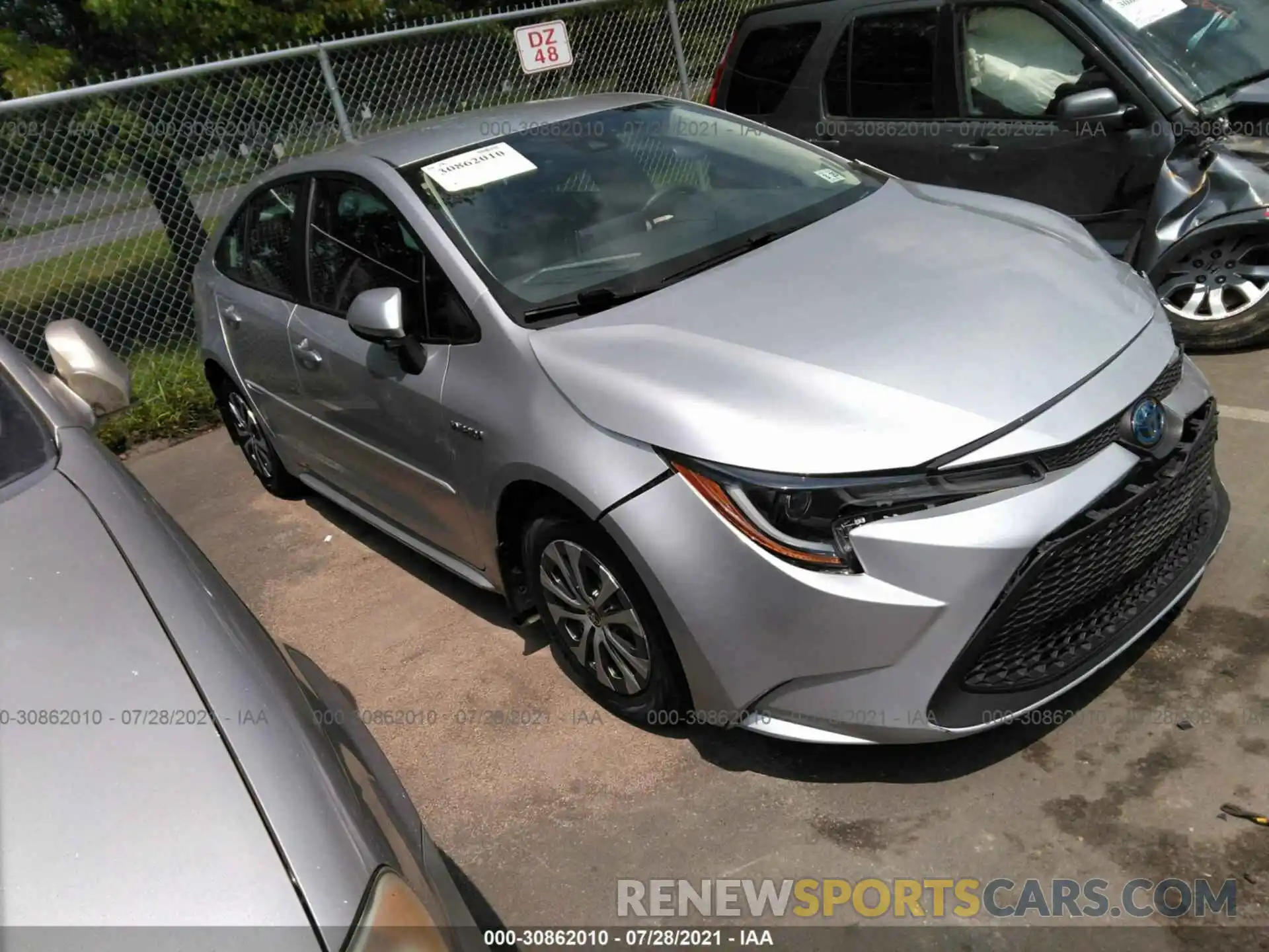 1 Photograph of a damaged car JTDEBRBE3LJ009125 TOYOTA COROLLA 2020