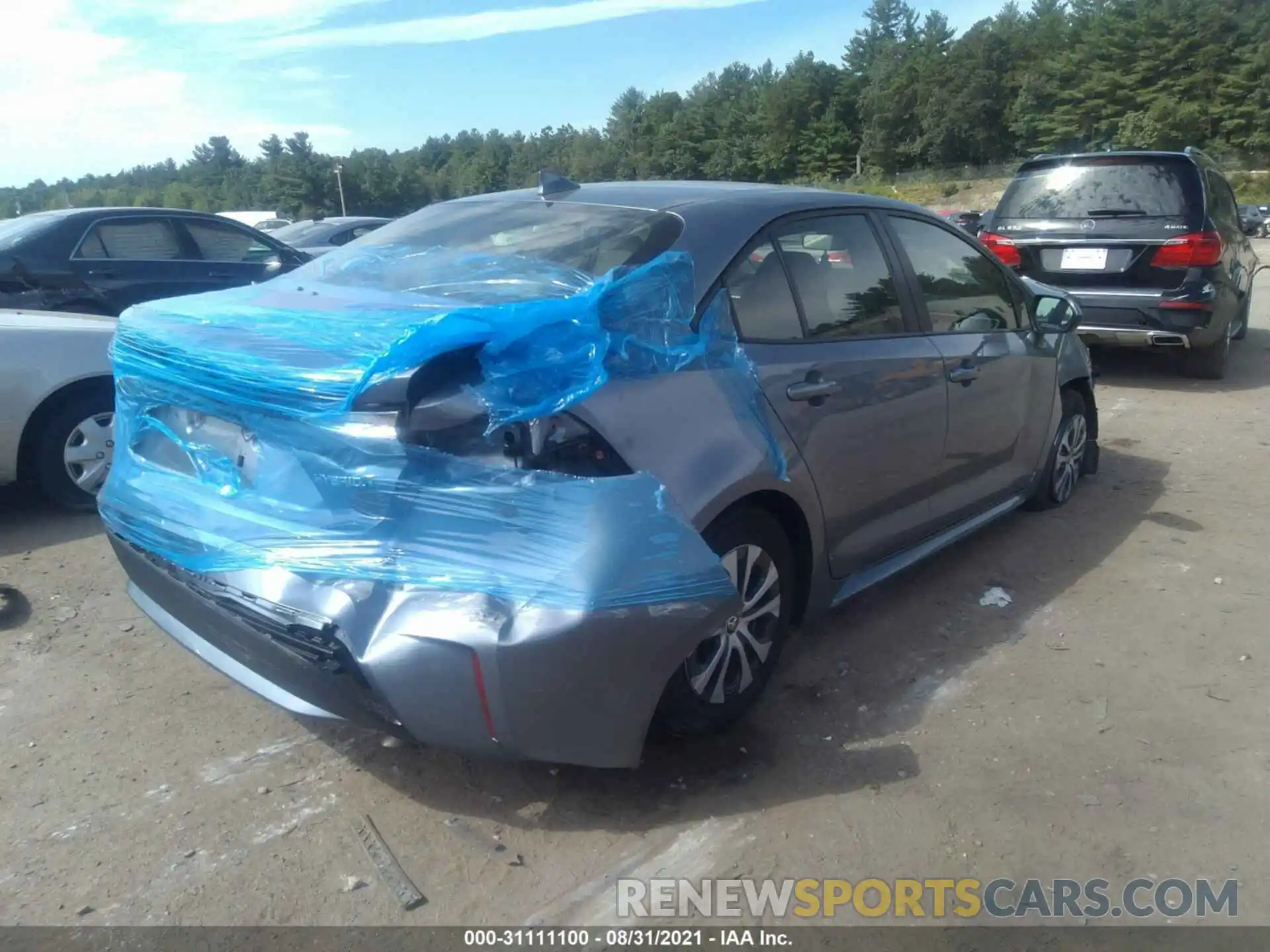 4 Photograph of a damaged car JTDEBRBE3LJ010758 TOYOTA COROLLA 2020