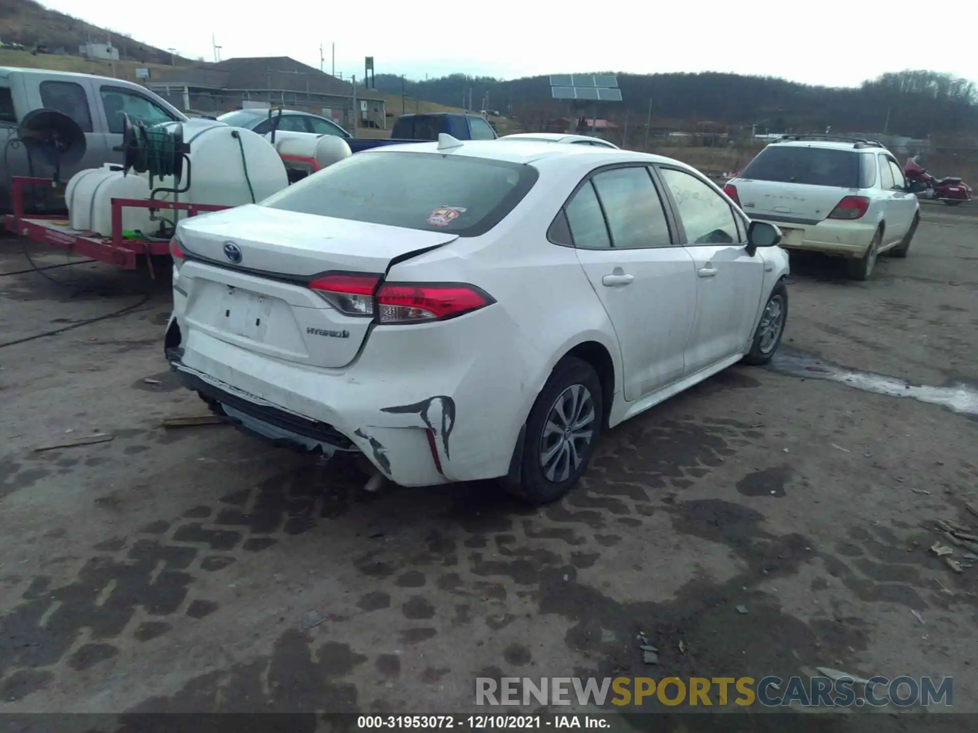 4 Photograph of a damaged car JTDEBRBE3LJ011795 TOYOTA COROLLA 2020