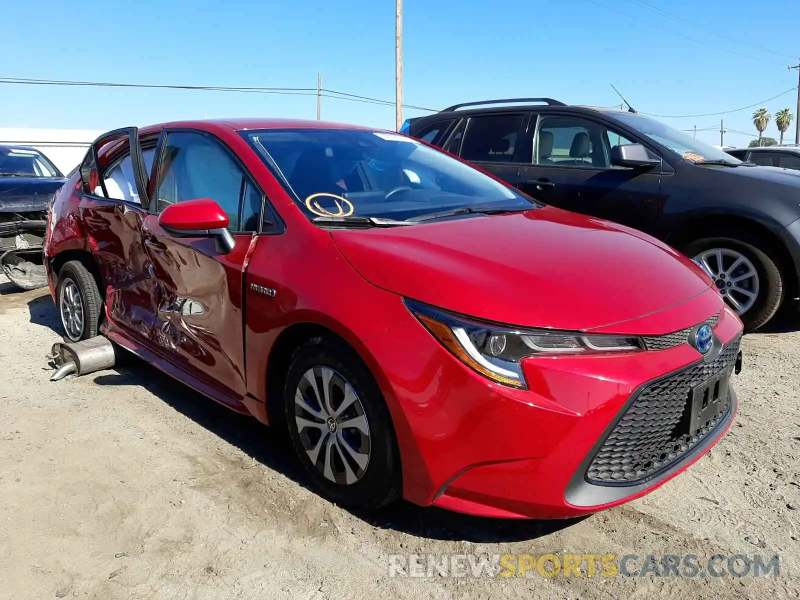 1 Photograph of a damaged car JTDEBRBE3LJ015748 TOYOTA COROLLA 2020