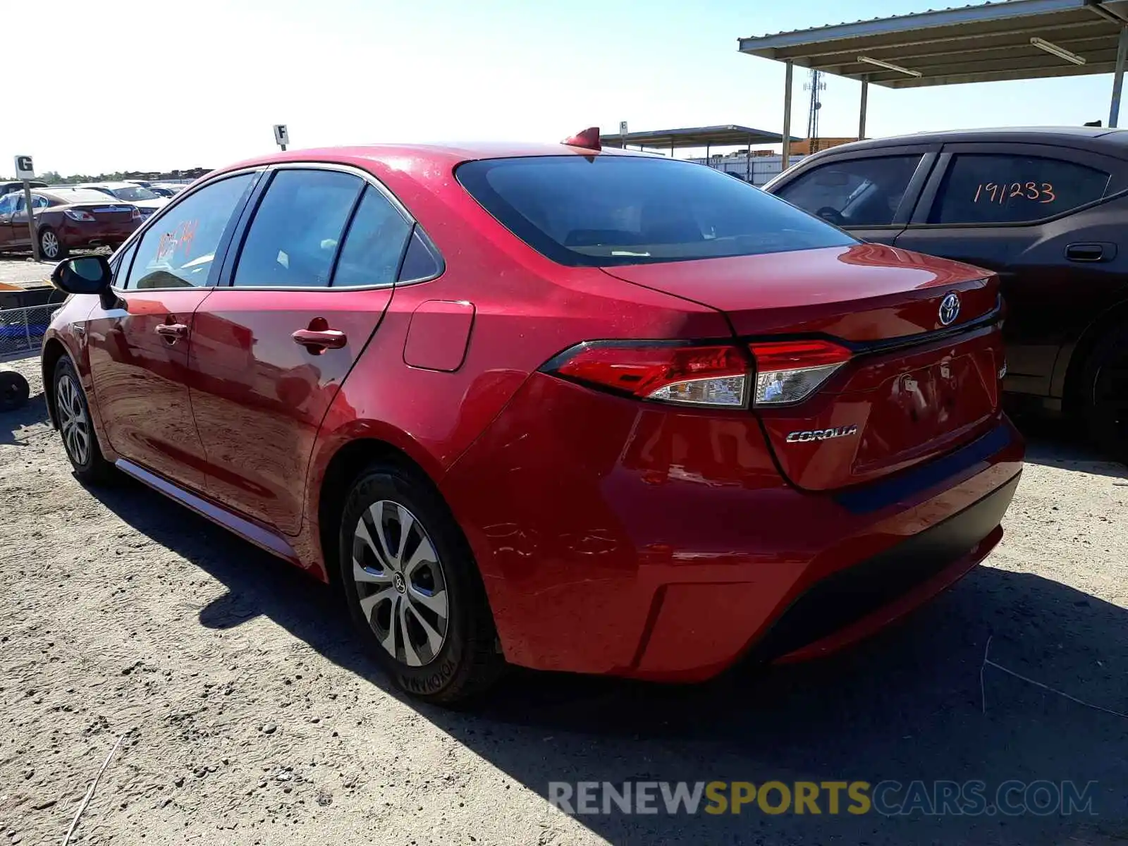 3 Photograph of a damaged car JTDEBRBE3LJ015748 TOYOTA COROLLA 2020