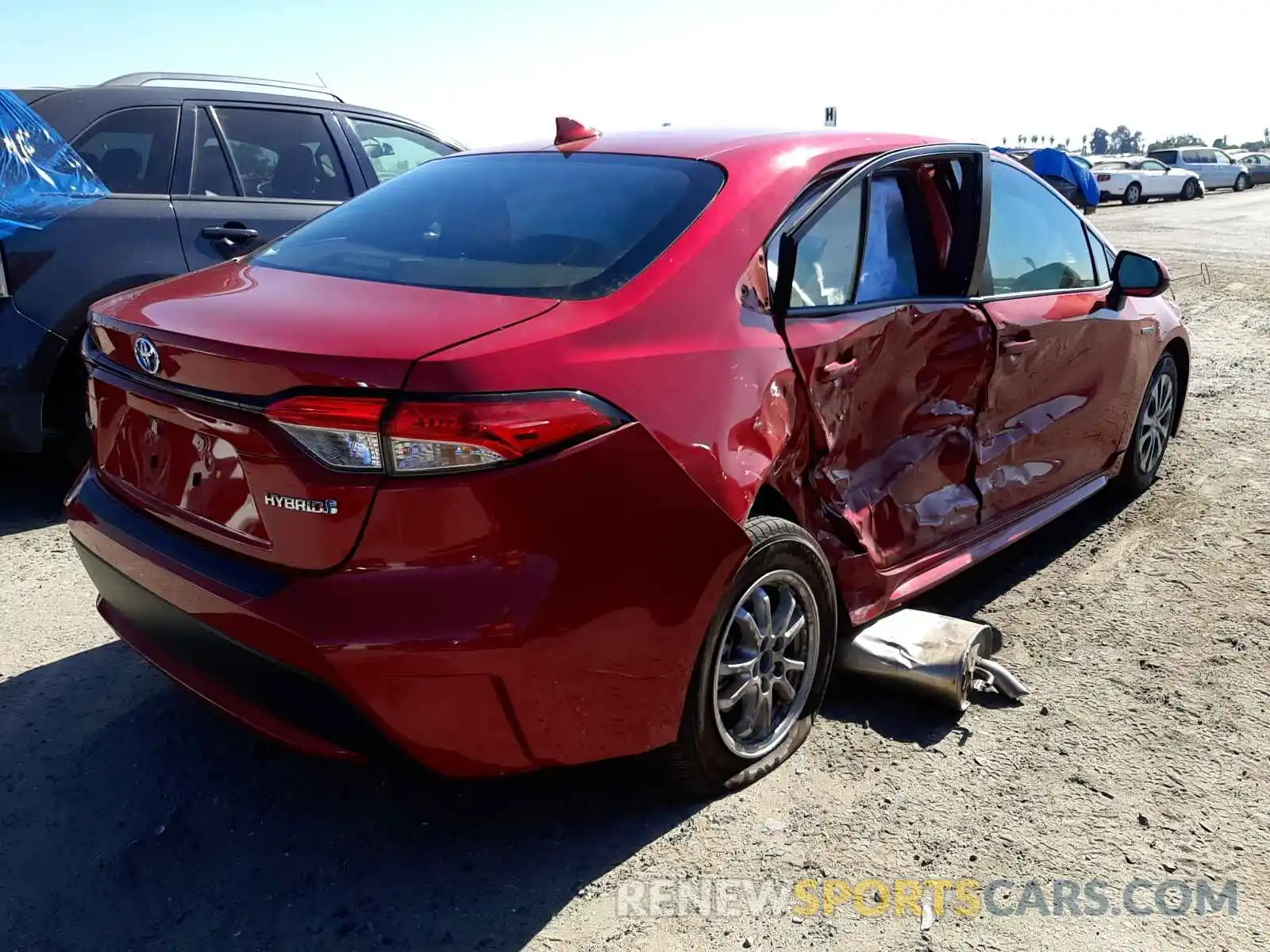 4 Photograph of a damaged car JTDEBRBE3LJ015748 TOYOTA COROLLA 2020