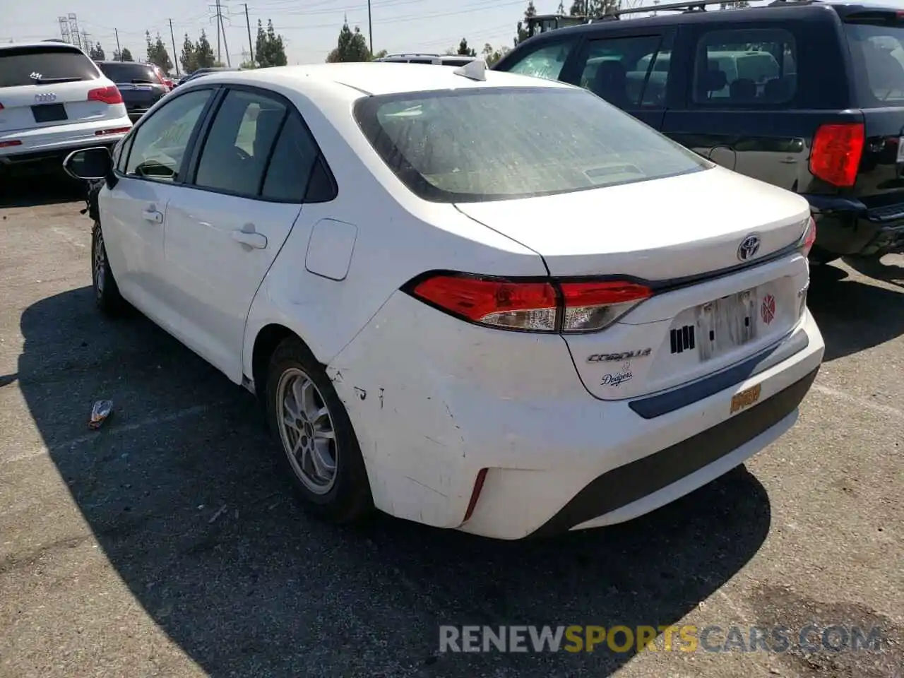 3 Photograph of a damaged car JTDEBRBE3LJ019573 TOYOTA COROLLA 2020