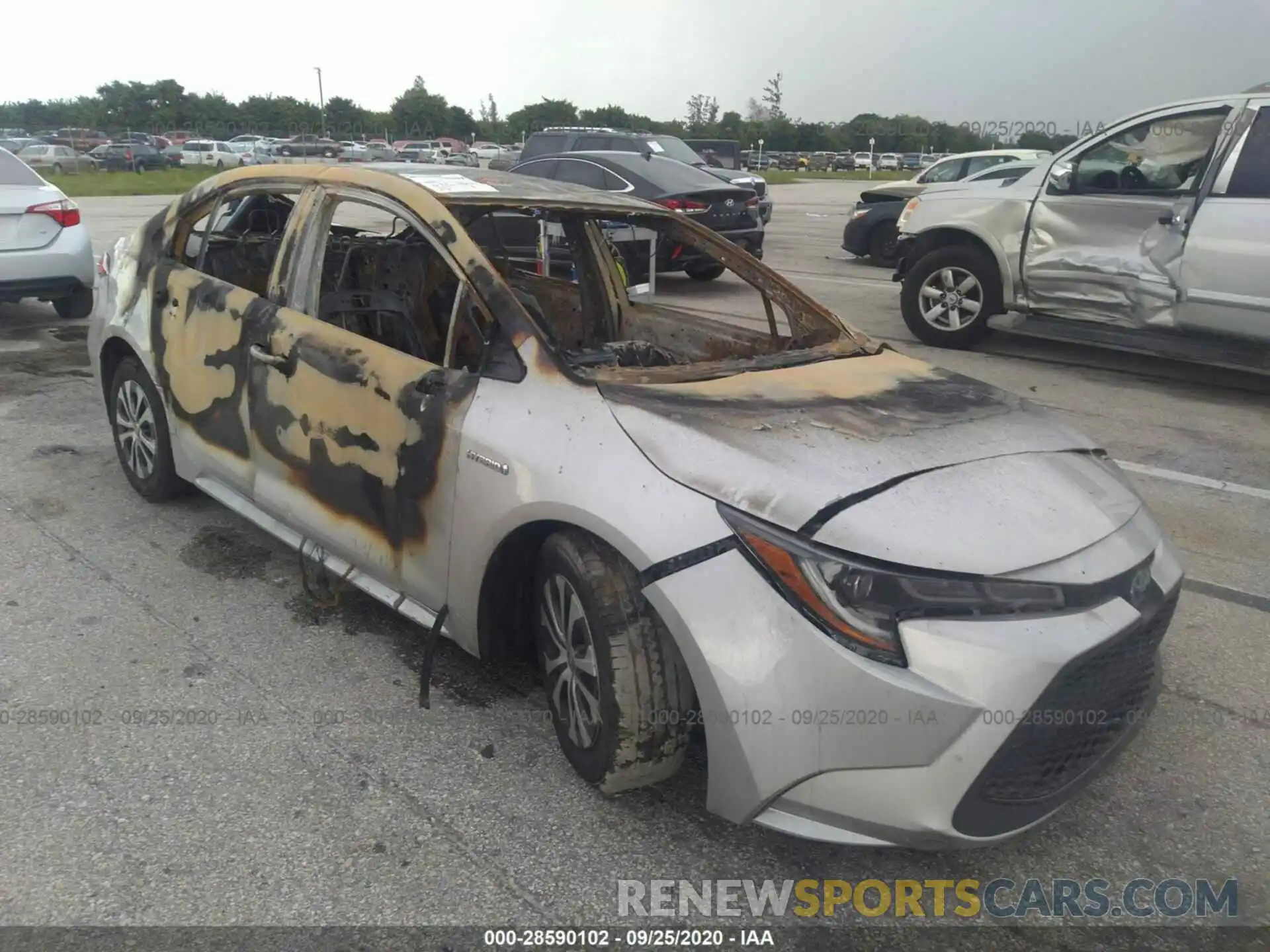 1 Photograph of a damaged car JTDEBRBE3LJ019900 TOYOTA COROLLA 2020