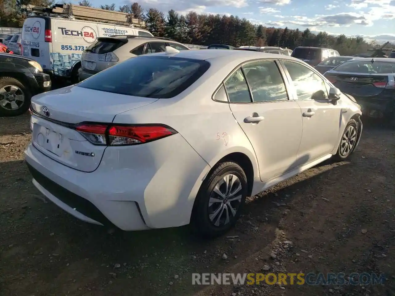 4 Photograph of a damaged car JTDEBRBE3LJ024403 TOYOTA COROLLA 2020