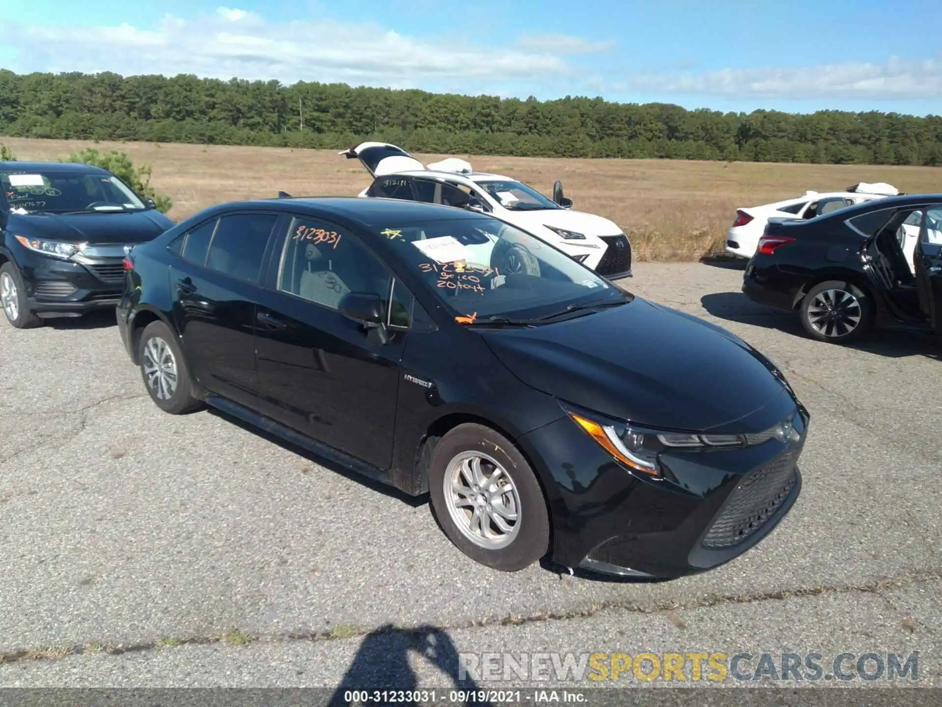 1 Photograph of a damaged car JTDEBRBE3LJ027611 TOYOTA COROLLA 2020