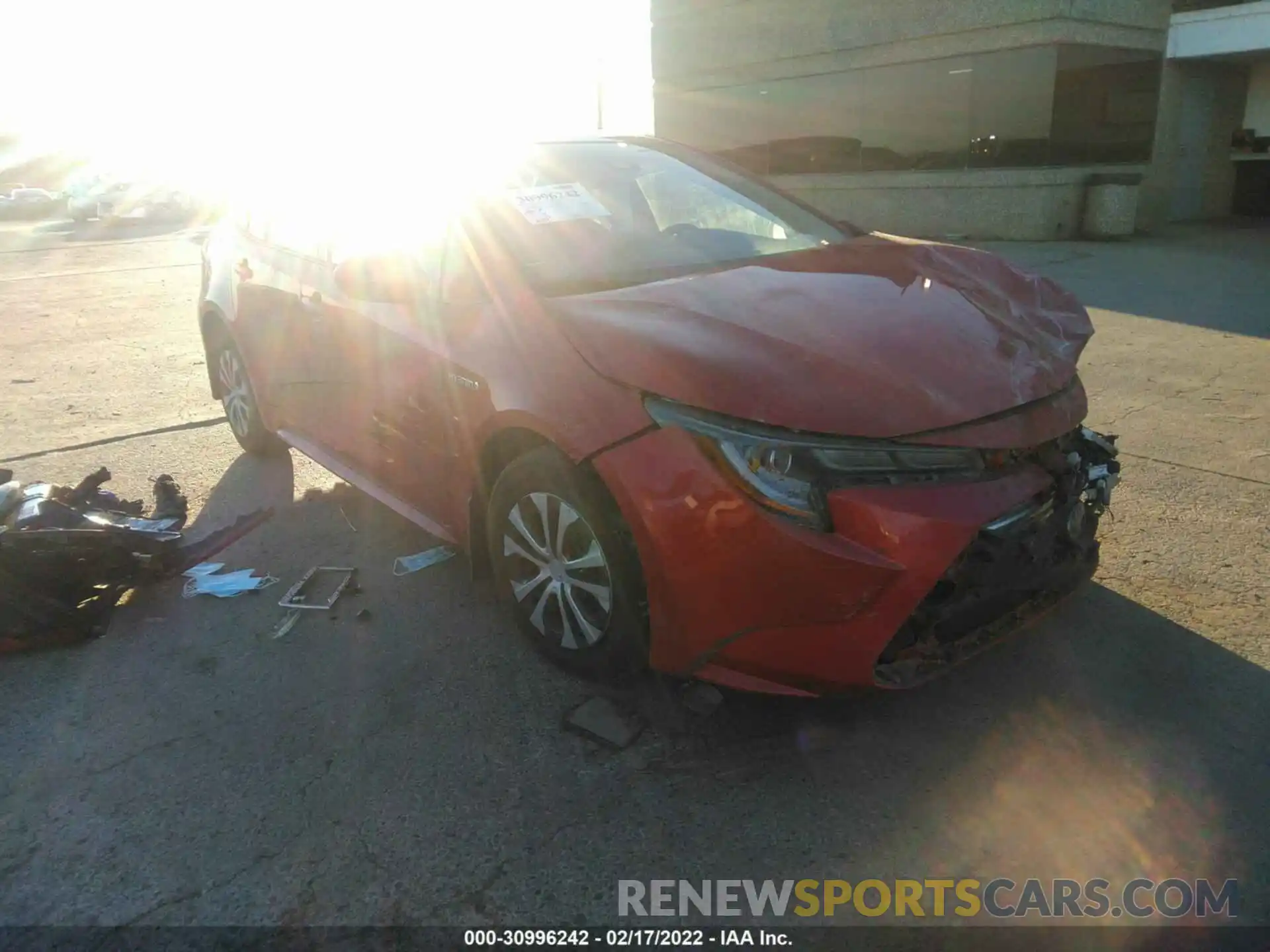 1 Photograph of a damaged car JTDEBRBE3LJ027818 TOYOTA COROLLA 2020