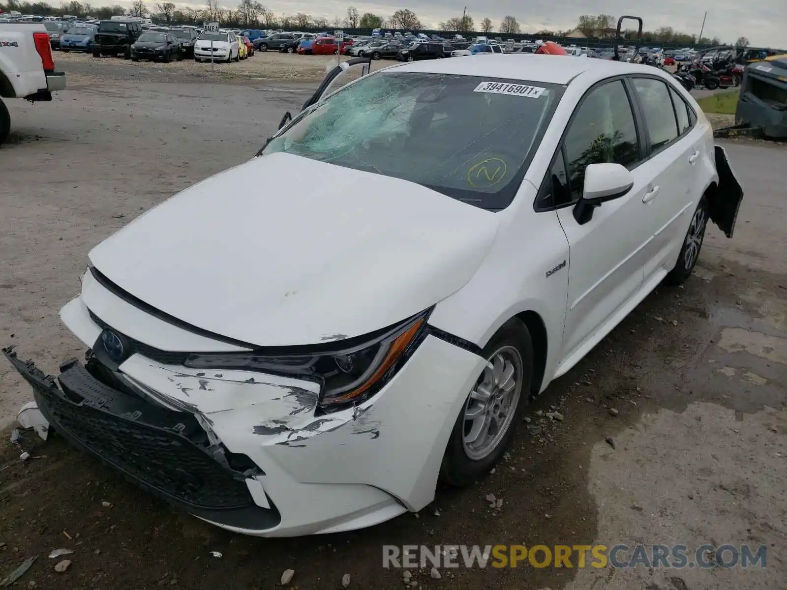 2 Photograph of a damaged car JTDEBRBE3LJ031271 TOYOTA COROLLA 2020